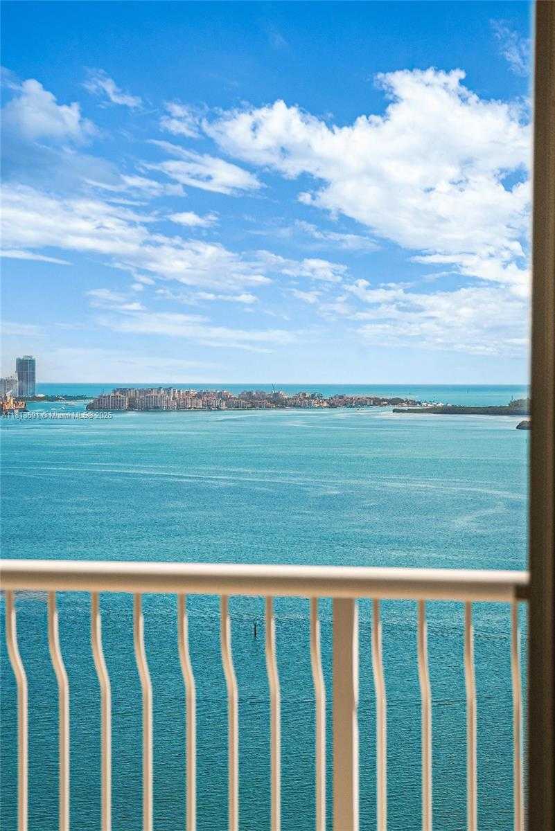 Small Image of 1200 BRICKELL BAY DR #3102, Miami Number 56