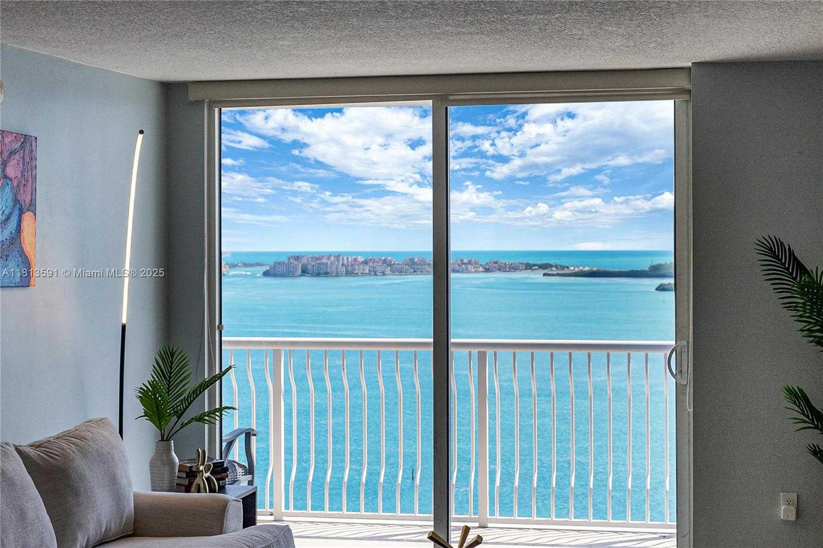 Small Image of 1200 BRICKELL BAY DR #3102, Miami Number 8