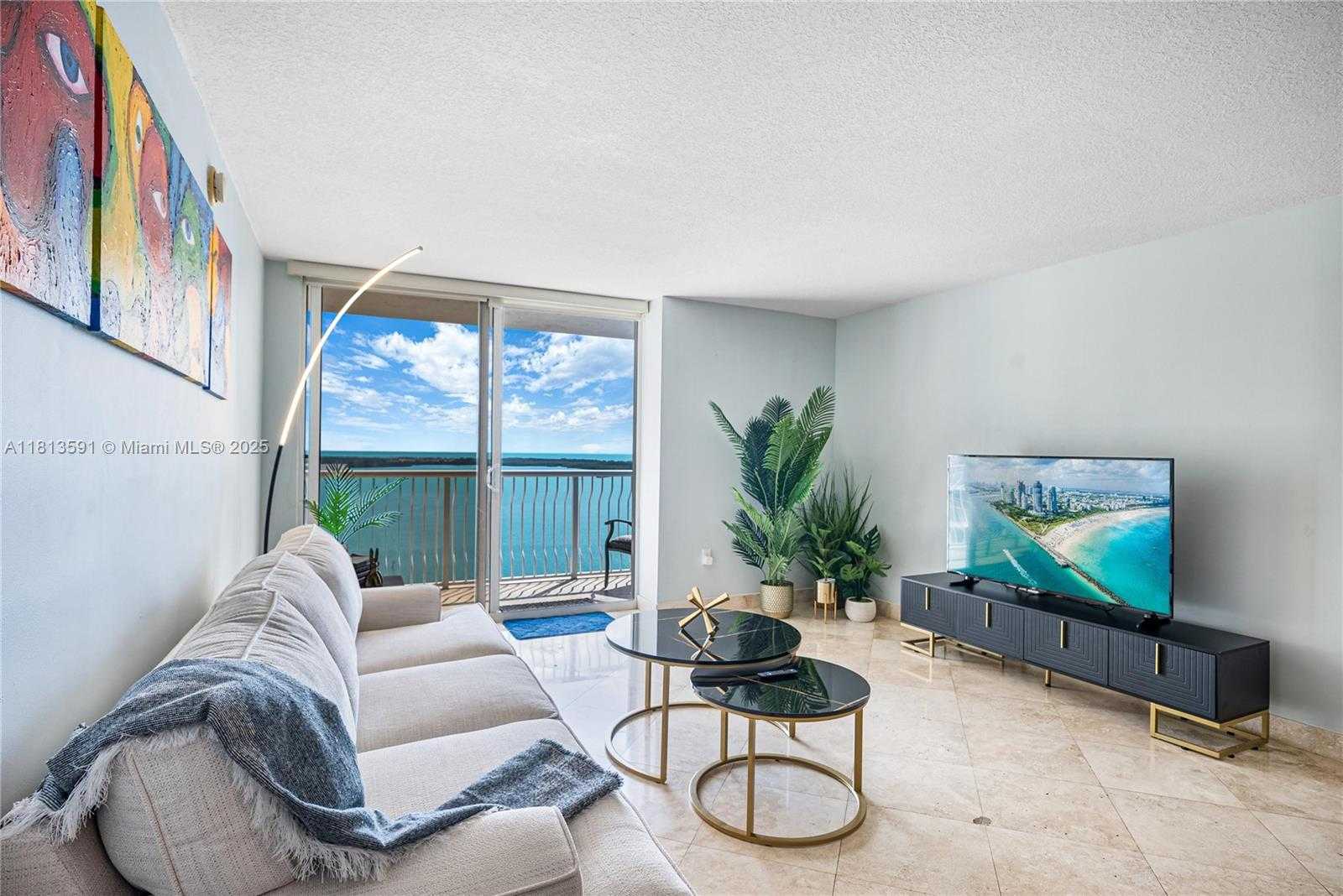 Small Image of 1200 BRICKELL BAY DR #3102, Miami Number 9