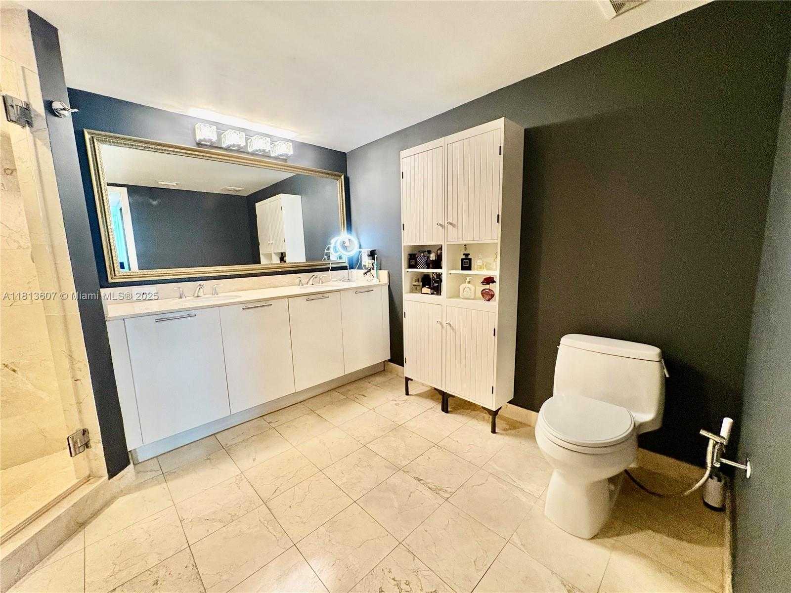 Small Image of 1800 NORTH BAYSHORE DR #3512, Miami Number 22