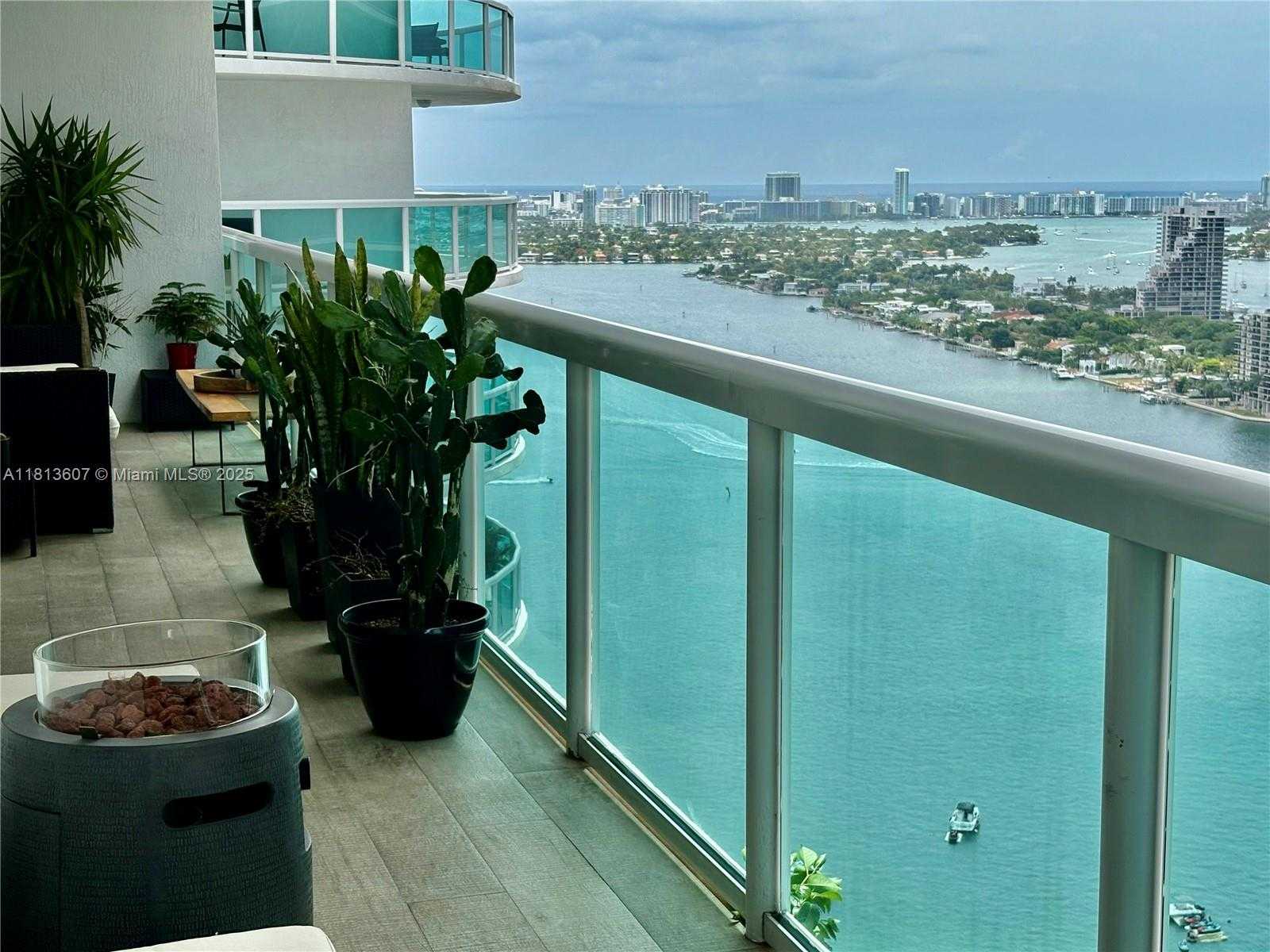 Small Image of 1800 NORTH BAYSHORE DR #3512, Miami Number 3