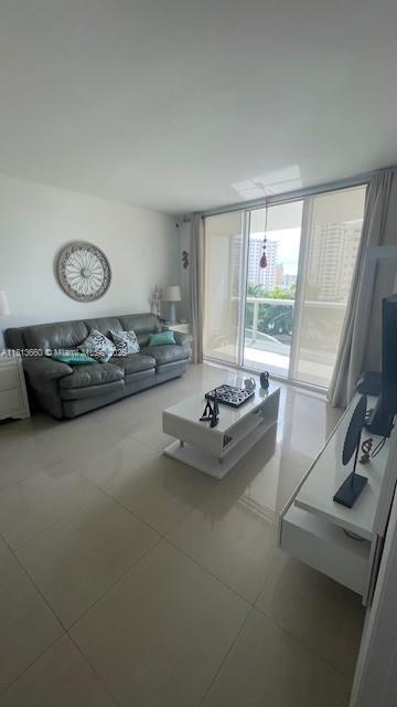 Small Image of 1800 SOUTH OCEAN DR #509, Hallandale Beach Number 10