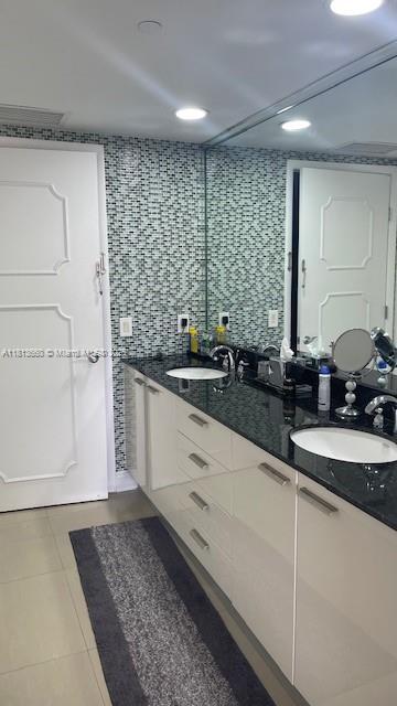 Small Image of 1800 SOUTH OCEAN DR #509, Hallandale Beach Number 16