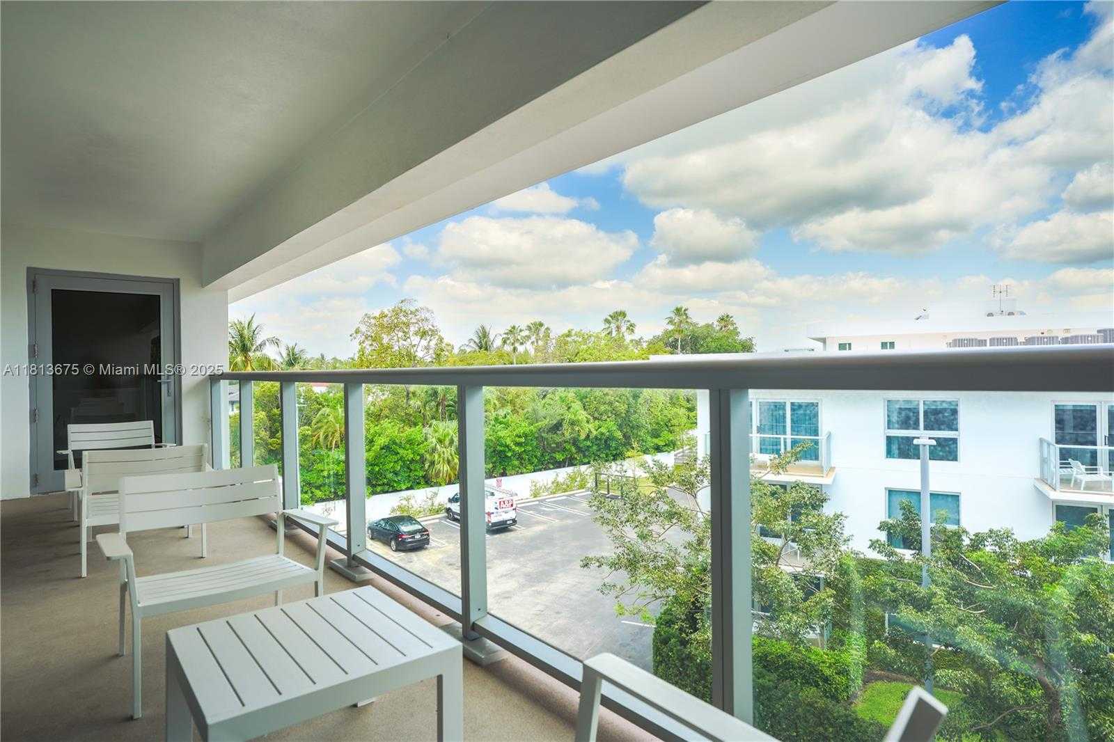 Small Image of 10250 COLLINS AVENUE #211, Bal Harbour Number 16