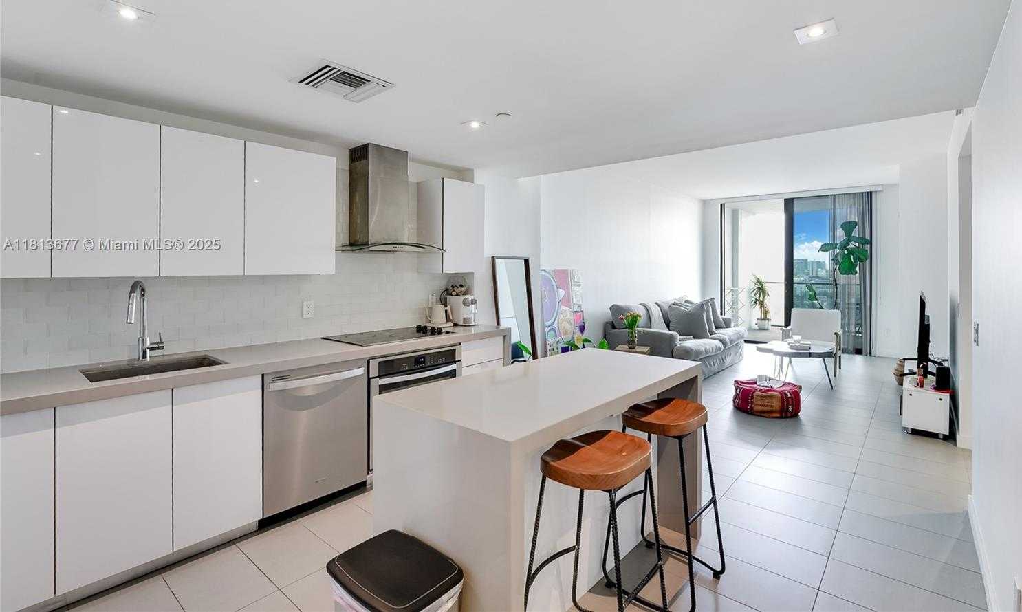Small Image of 1600 NORTH EAST 1ST AVE #1112, Miami Number 2