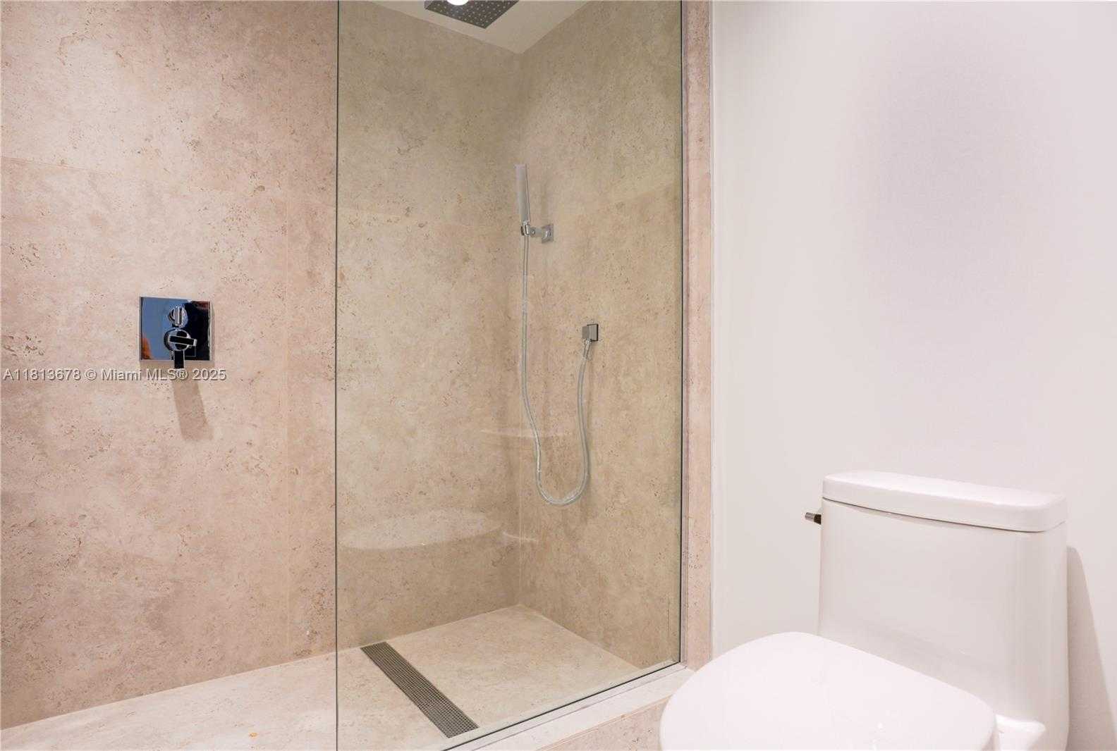 Small Image of 10250 COLLINS AVENUE #212, Bal Harbour Number 15