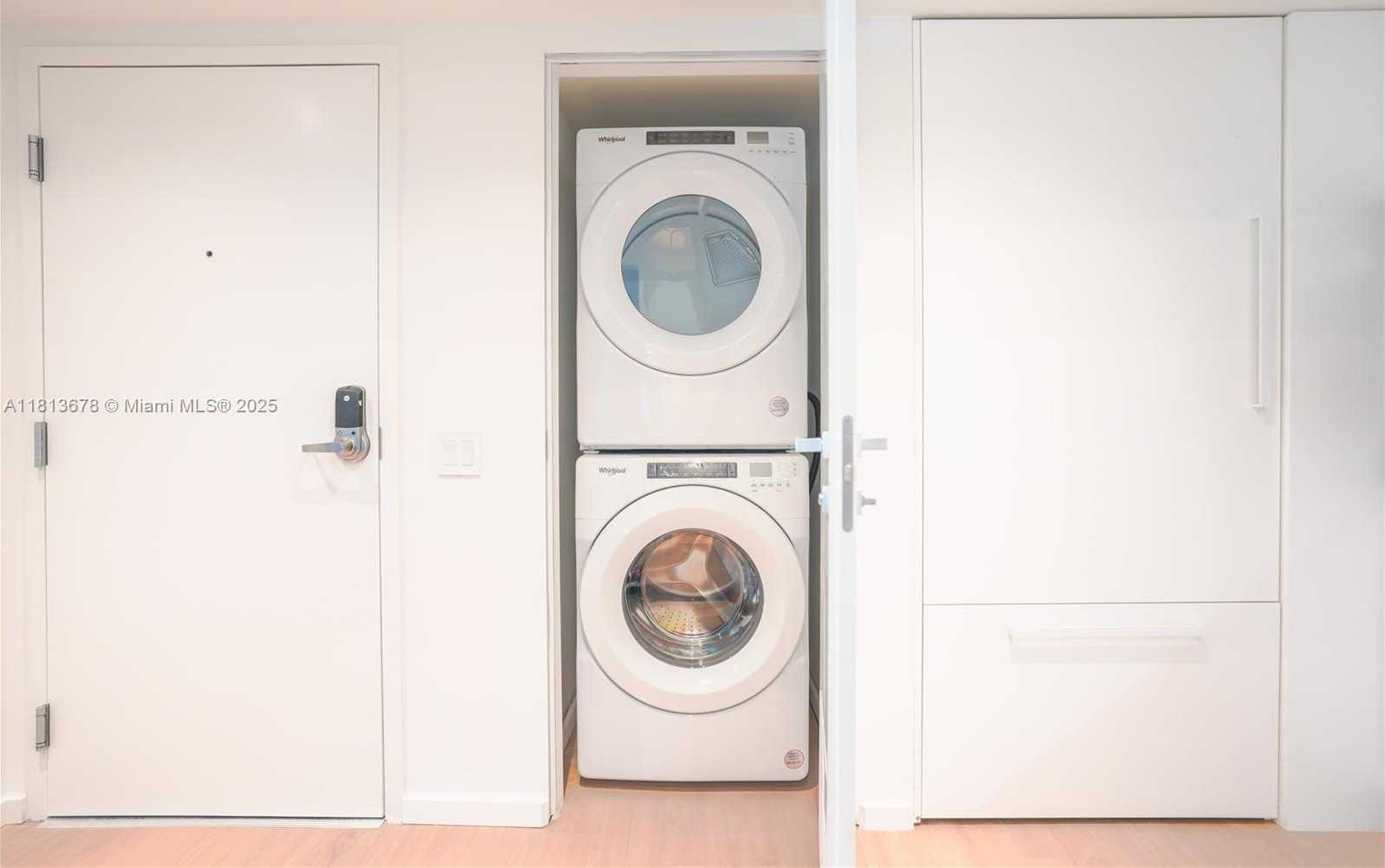 Small Image of 10250 COLLINS AVENUE #212, Bal Harbour Number 18