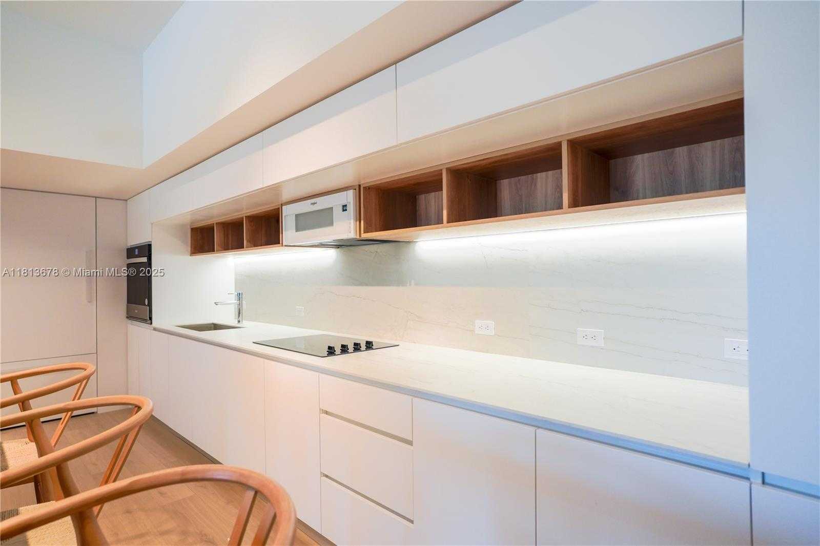 Small Image of 10250 COLLINS AVENUE #212, Bal Harbour Number 7