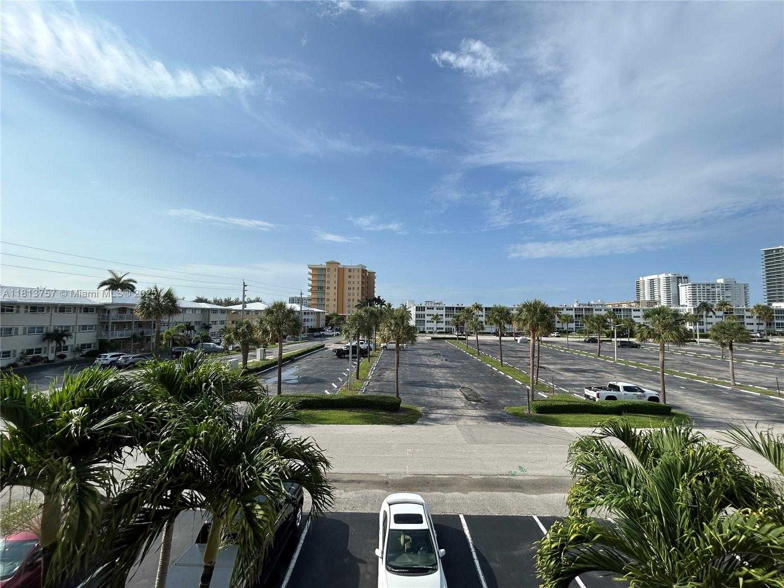Small Image of 3200 NORTH EAST 7TH CT #306C, Pompano Beach Number 17