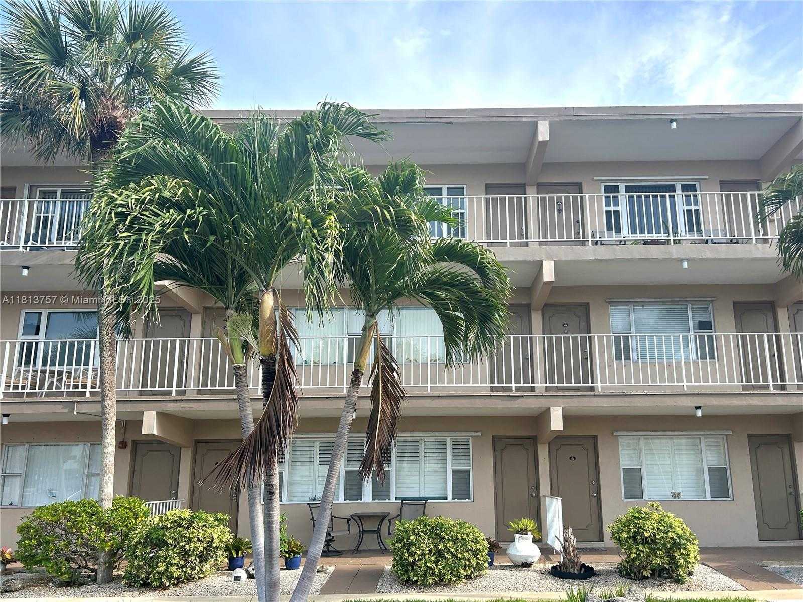 Small Image of 3200 NORTH EAST 7TH CT #306C, Pompano Beach Number 25