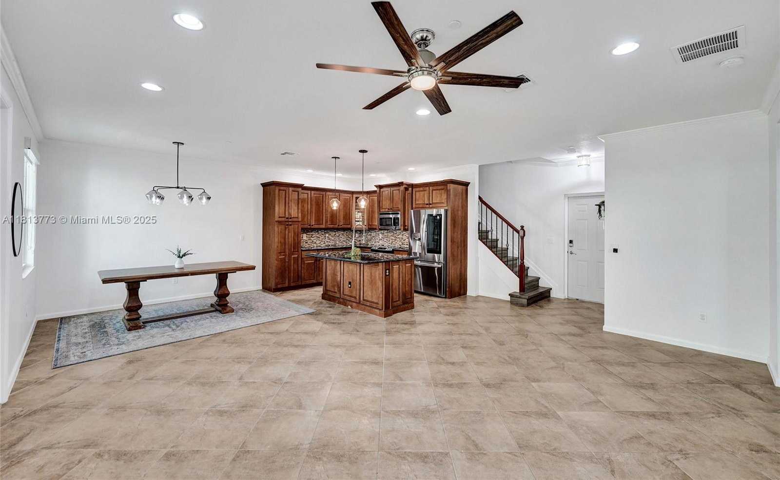 Small Image of 4284 Cascada Cir, Hollywood, FL 33024, USA Number 22