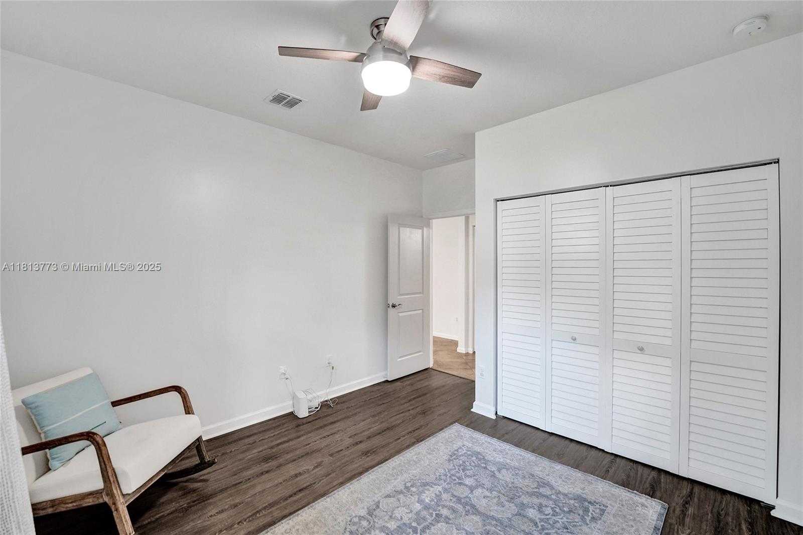 Small Image of 4284 Cascada Cir, Hollywood, FL 33024, USA Number 35