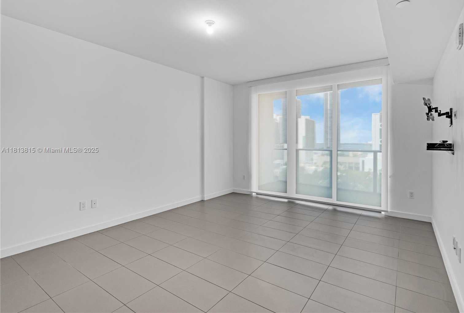Small Image of 1600 NORTH EAST 1ST AVE #1402, Miami Number 12