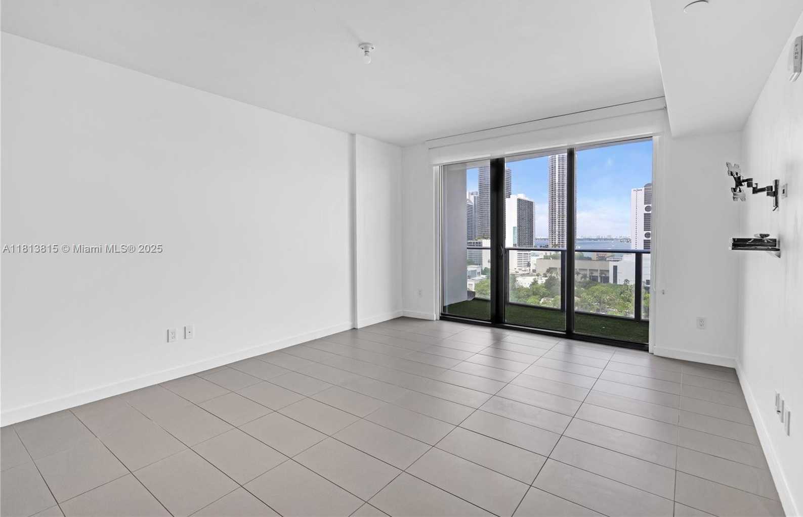 Small Image of 1600 NORTH EAST 1ST AVE #1402, Miami Number 13