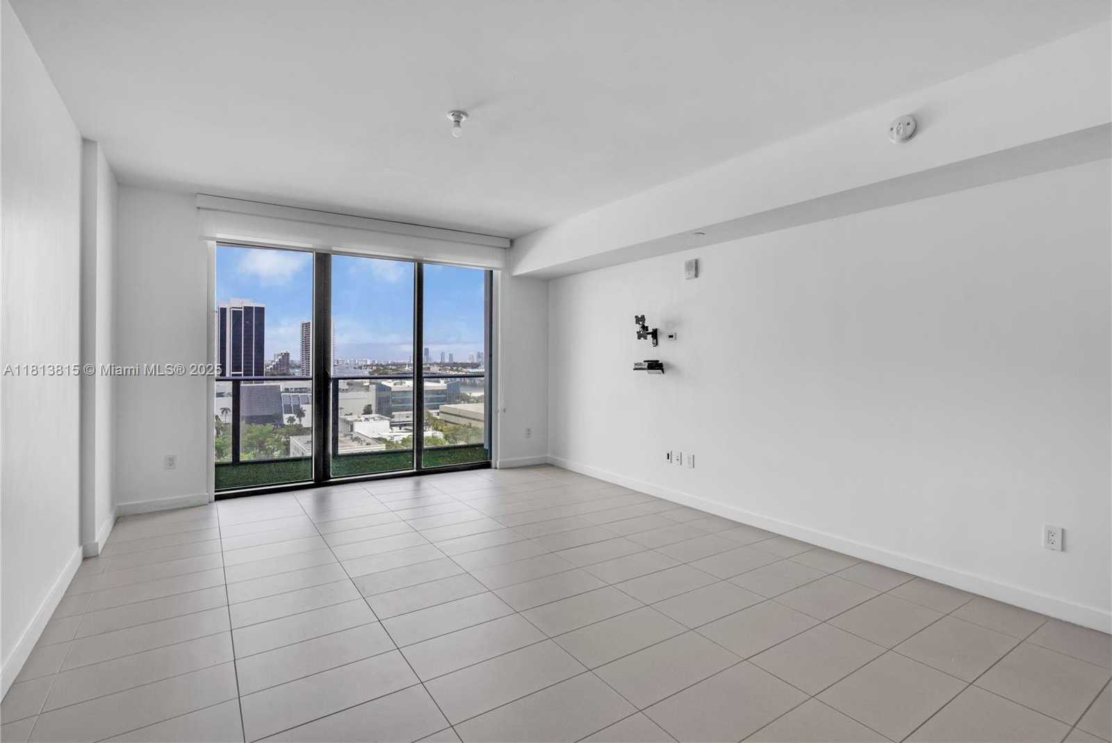 Small Image of 1600 NORTH EAST 1ST AVE #1402, Miami Number 8