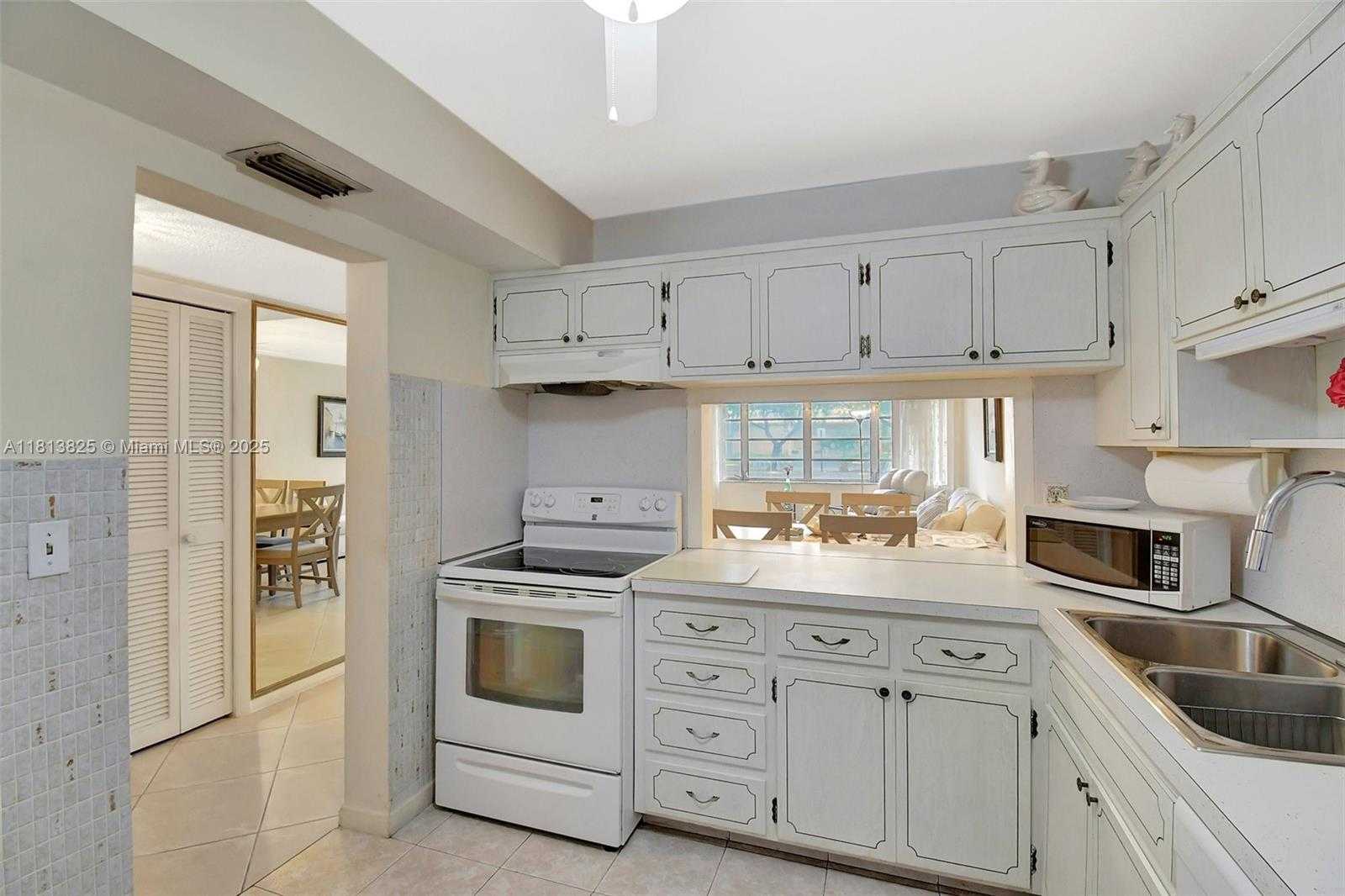 Small Image of 329 SOUTH EAST 3RD ST #103R, Hallandale Beach Number 19