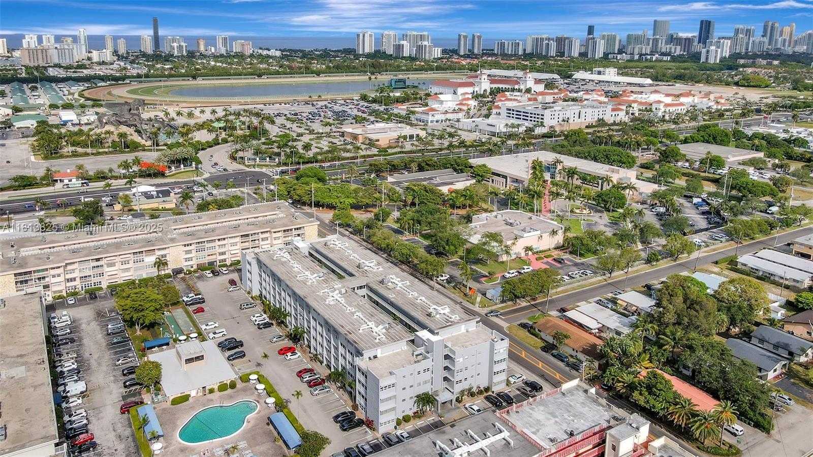 Small Image of 329 SOUTH EAST 3RD ST #103R, Hallandale Beach Number 2