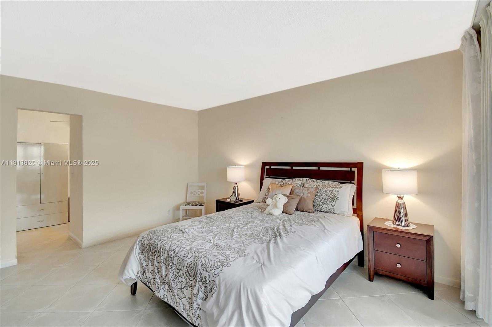 Small Image of 329 SOUTH EAST 3RD ST #103R, Hallandale Beach Number 22