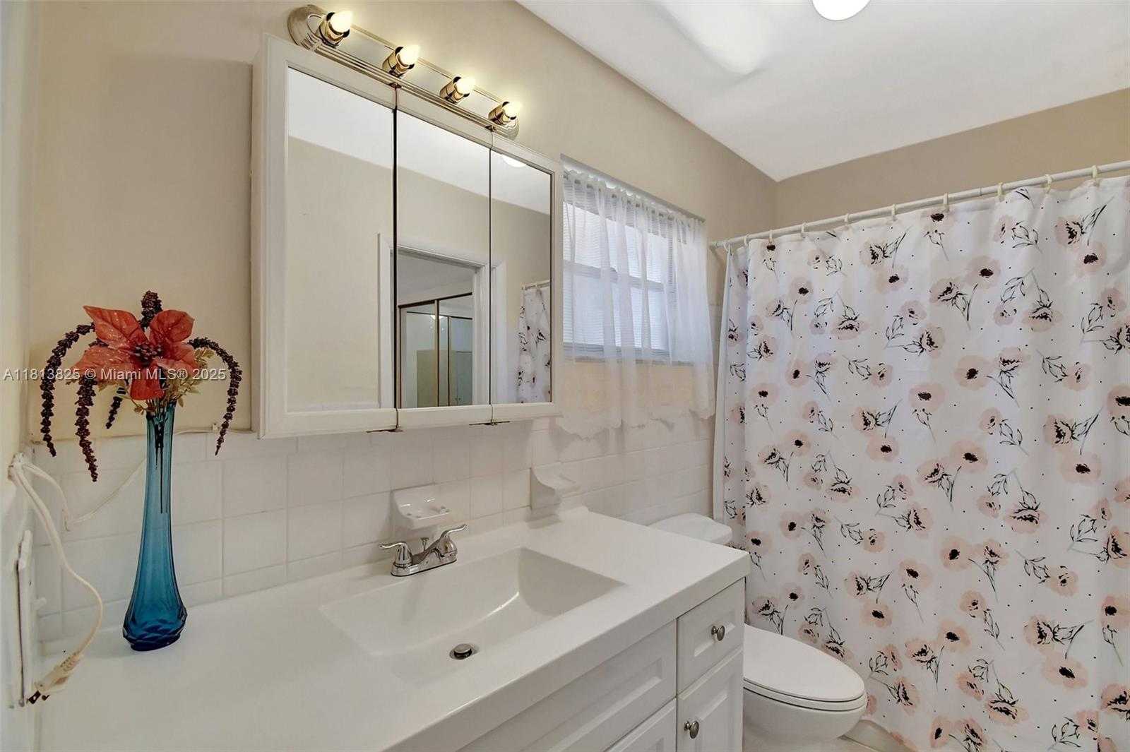 Small Image of 329 SOUTH EAST 3RD ST #103R, Hallandale Beach Number 24