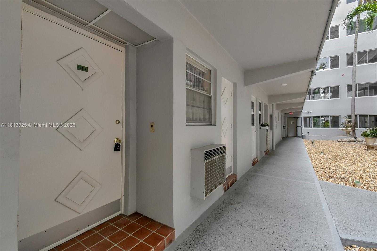 Small Image of 329 SOUTH EAST 3RD ST #103R, Hallandale Beach Number 8