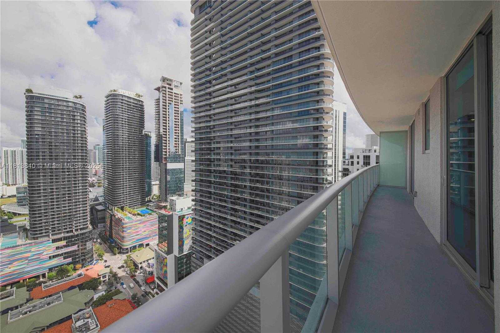 Small Image of 1100 SOUTH MIAMI AVE #3607, Miami Number 5