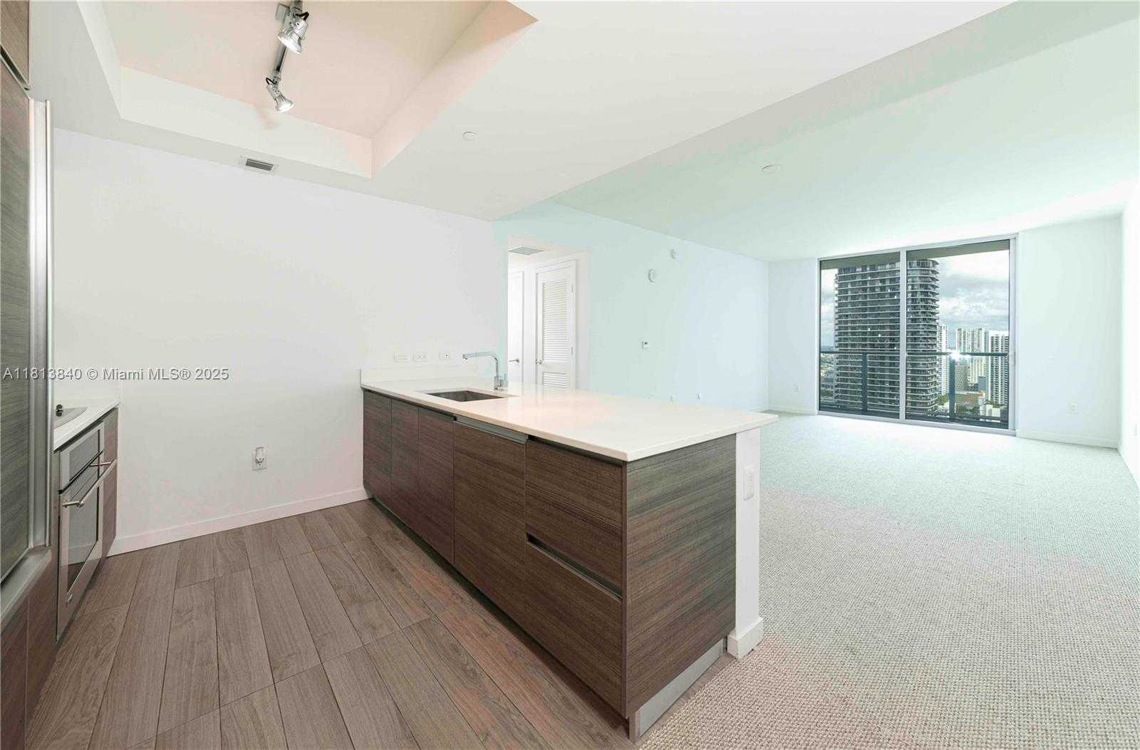 Small Image of 1100 SOUTH MIAMI AVE #3607, Miami Number 9