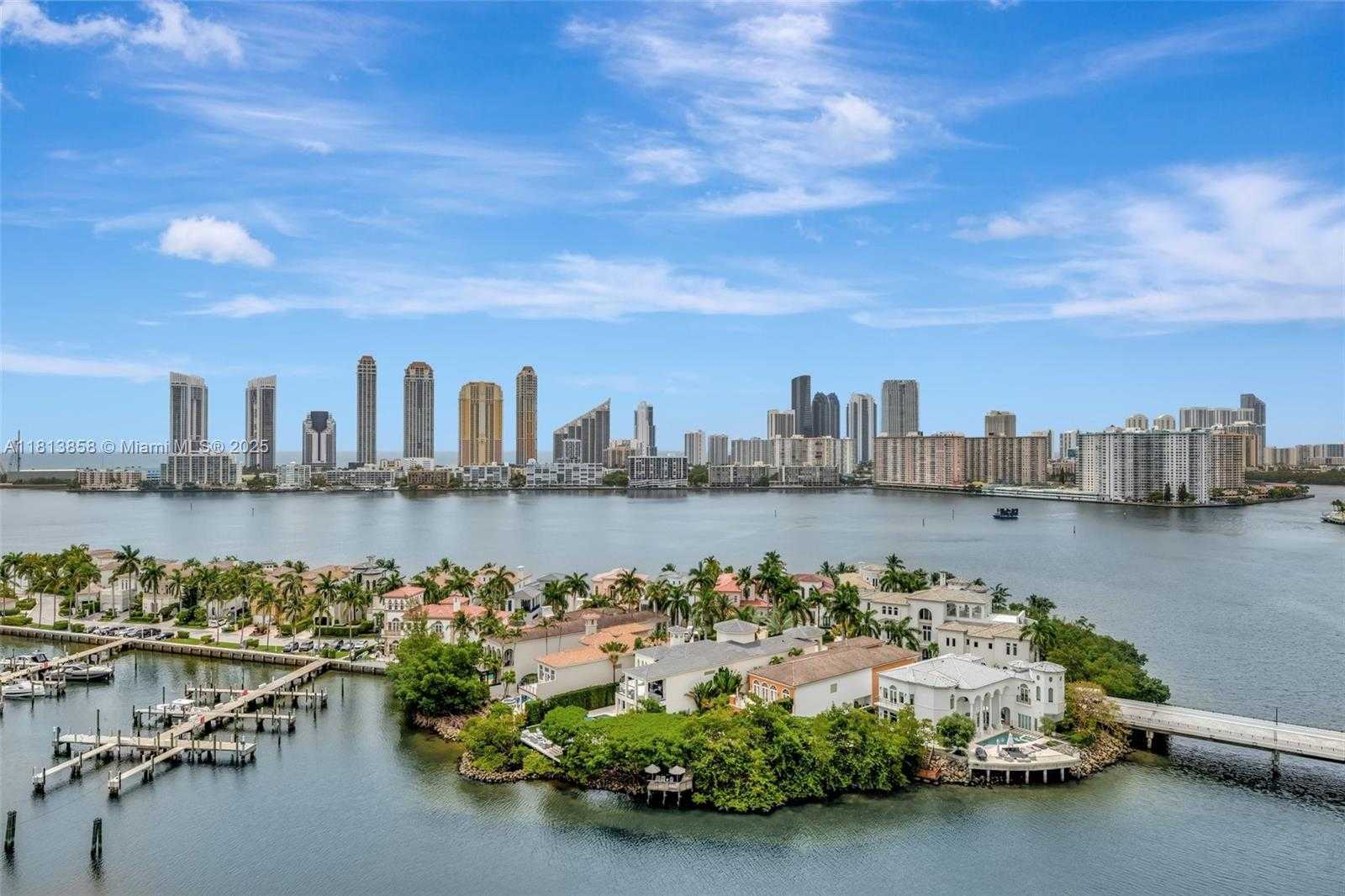 Small Image of 7000 ISLAND BLVD #1701, Aventura Number 18