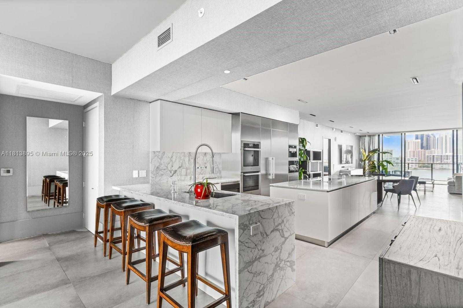 Small Image of 5000 ISLAND ESTATES DR #702, Aventura Number 11