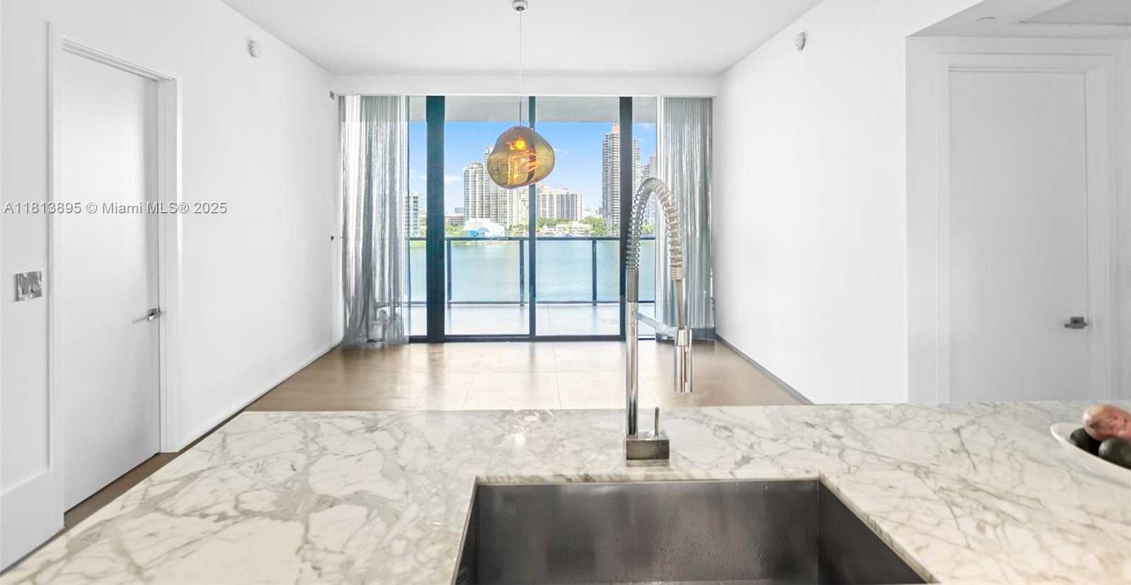 Small Image of 5000 ISLAND ESTATES DR #702, Aventura Number 12