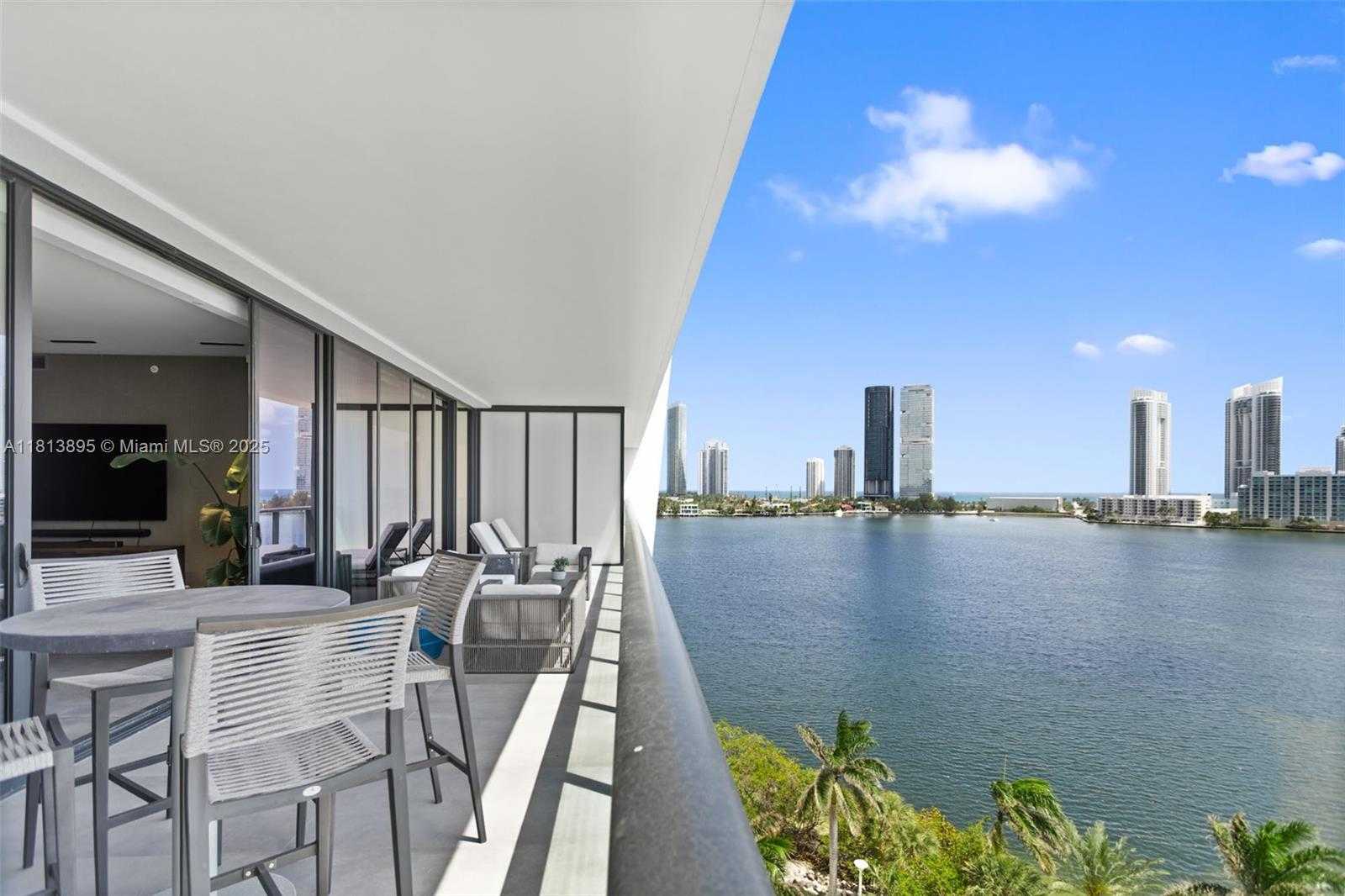 Small Image of 5000 ISLAND ESTATES DR #702, Aventura Number 16