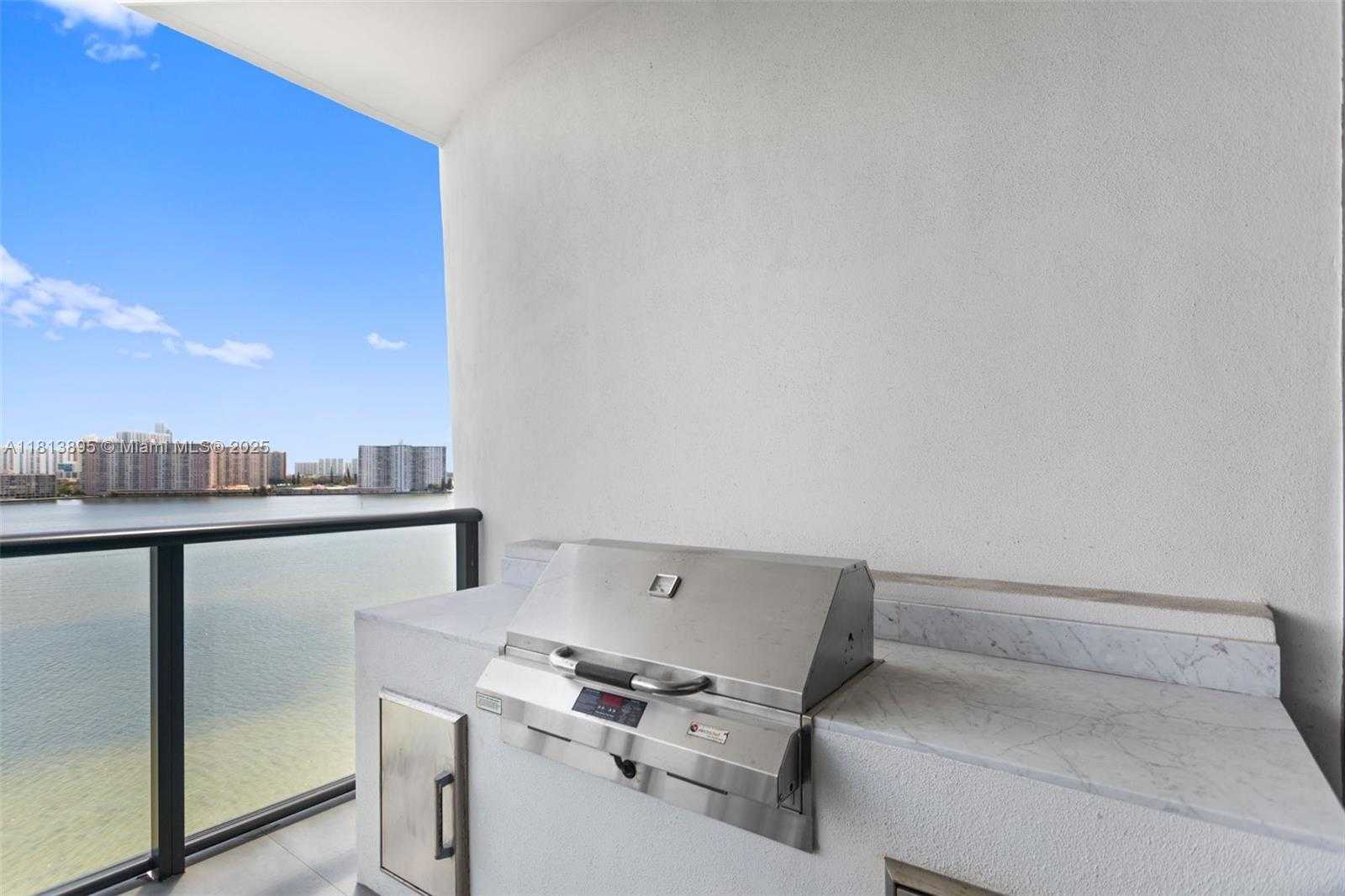 Small Image of 5000 ISLAND ESTATES DR #702, Aventura Number 20