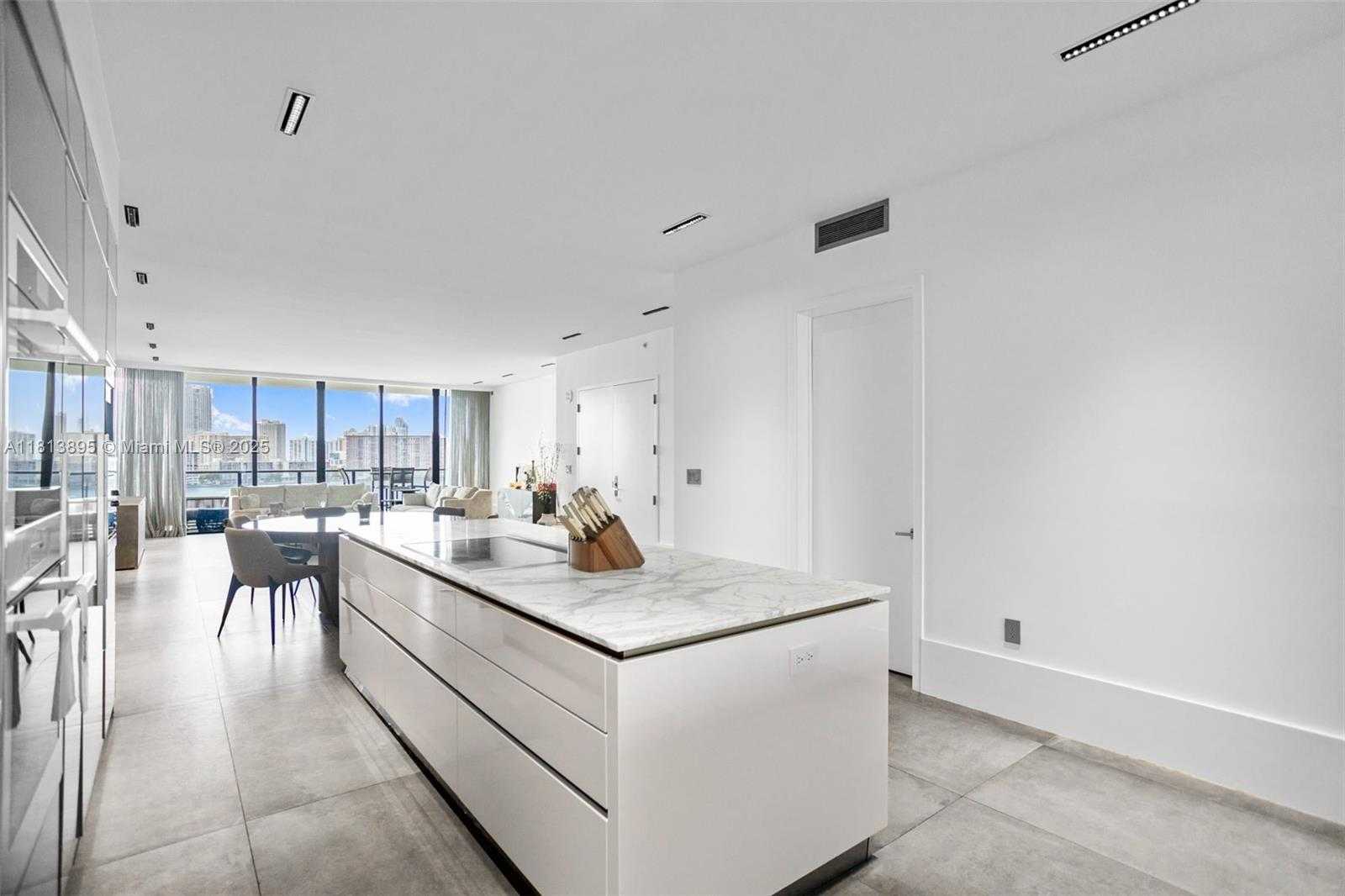 Small Image of 5000 ISLAND ESTATES DR #702, Aventura Number 3