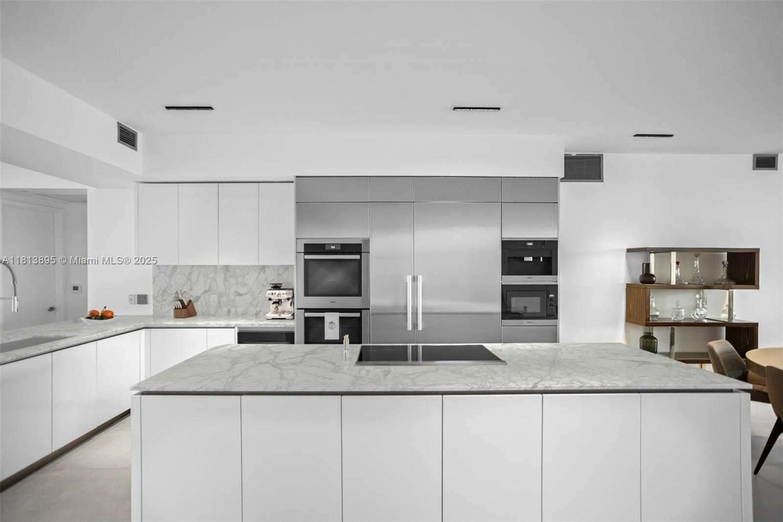 Small Image of 5000 ISLAND ESTATES DR #702, Aventura Number 4