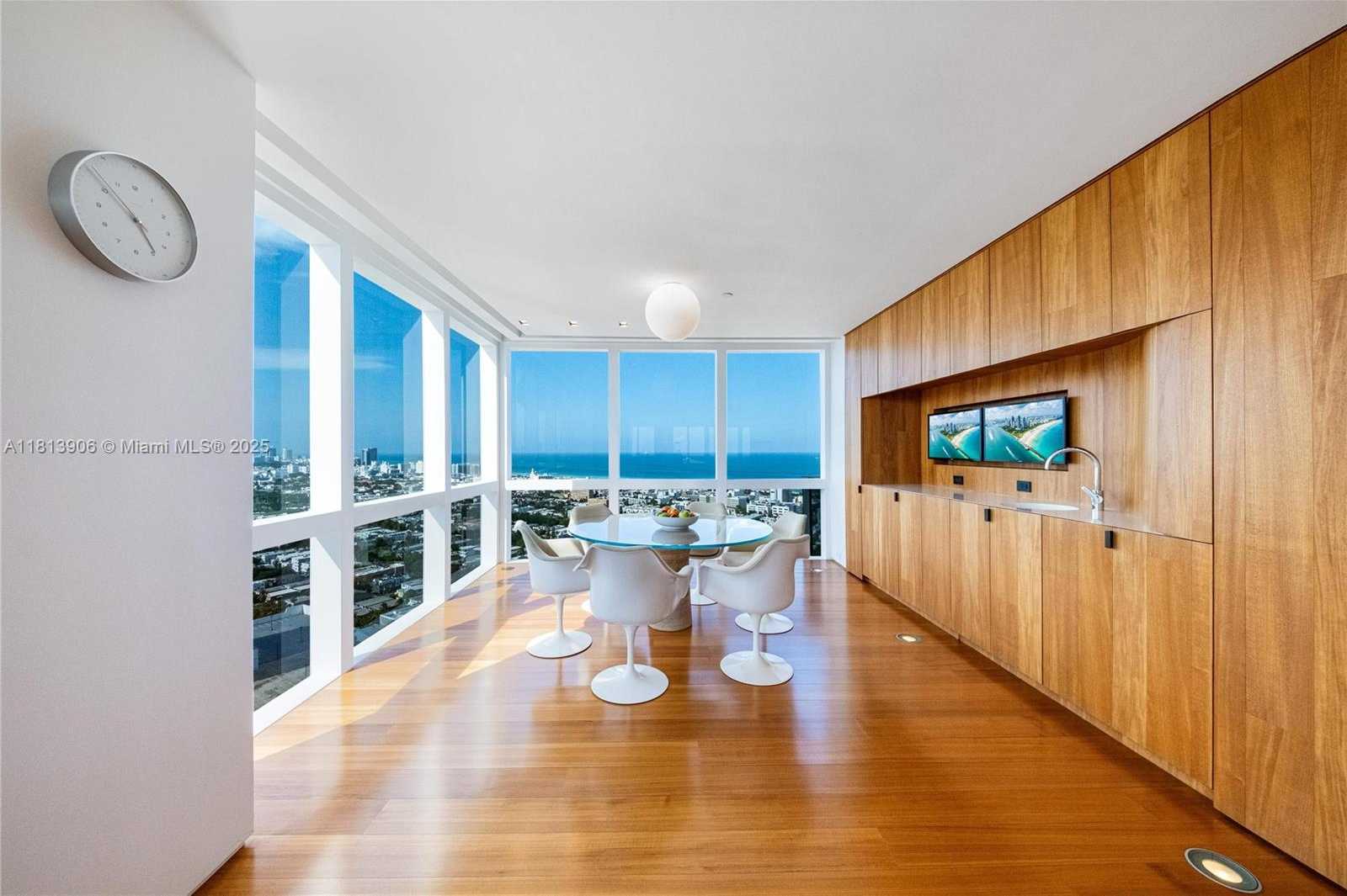 Small Image of 400 ALTON RD #PHA, Miami Beach Number 15