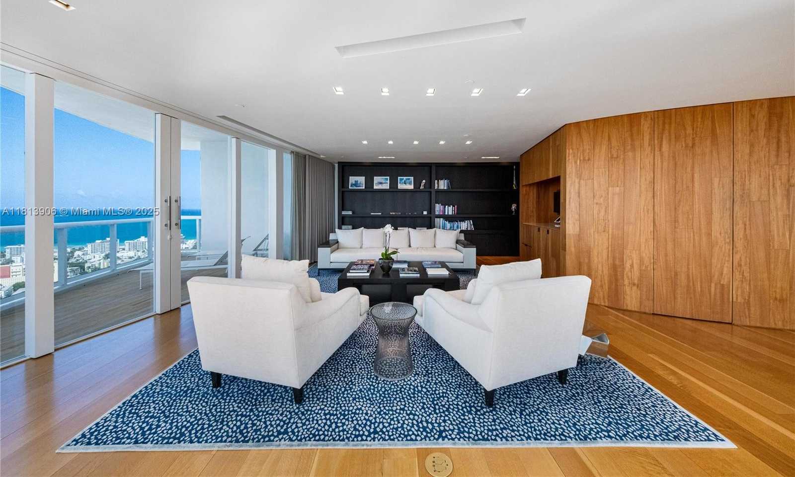Small Image of 400 ALTON RD #PHA, Miami Beach Number 32