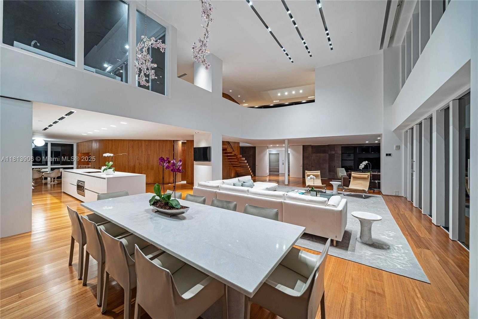 Small Image of 400 ALTON RD #PHA, Miami Beach Number 44