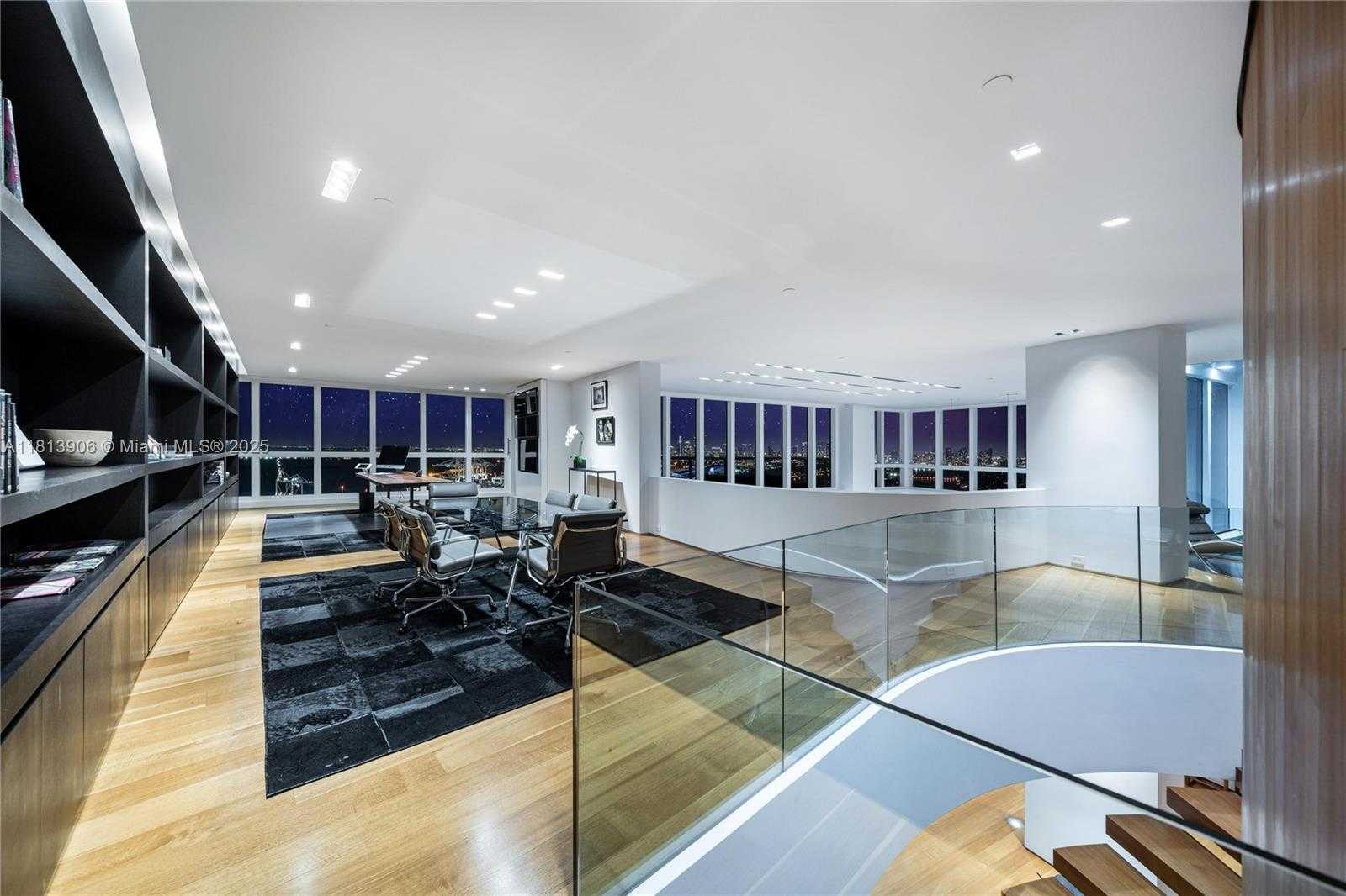 Small Image of 400 ALTON RD #PHA, Miami Beach Number 46
