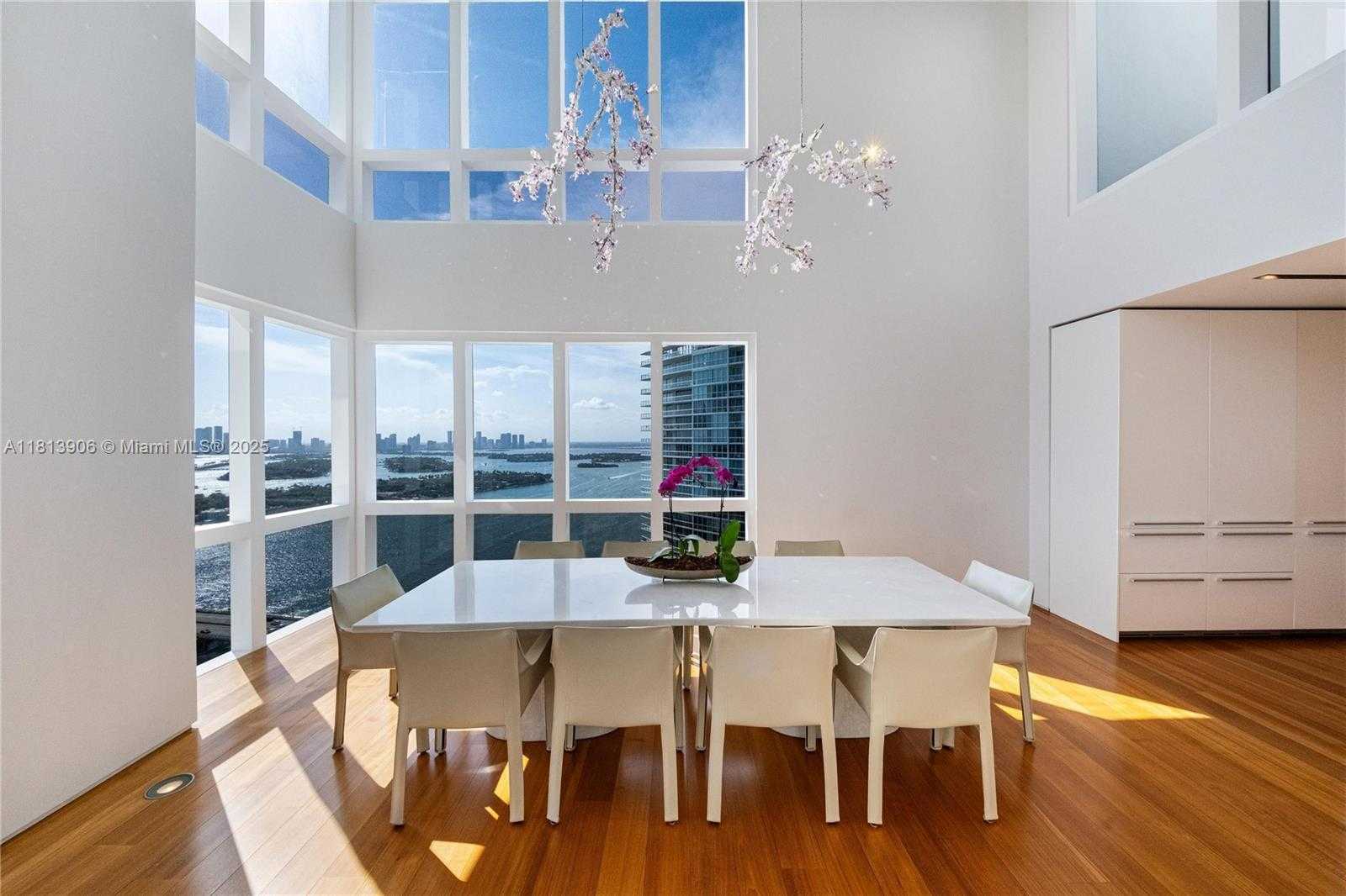 Small Image of 400 ALTON RD #PHA, Miami Beach Number 7