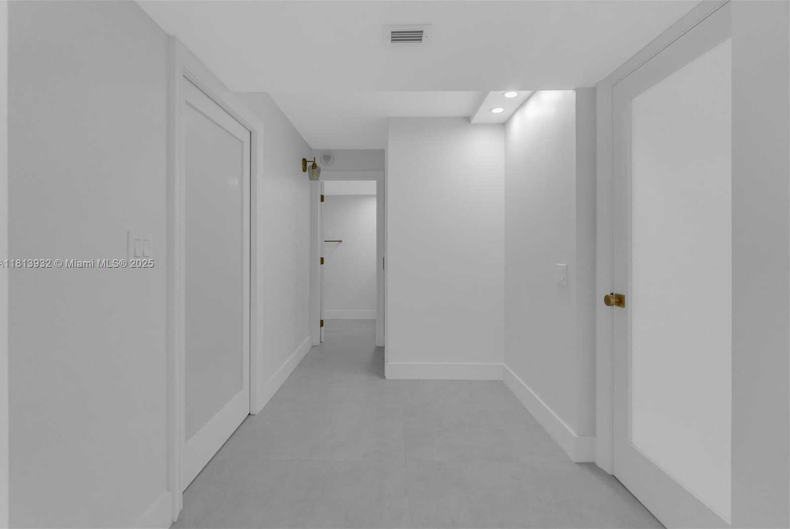Small Image of 1201 SOUTH OCEAN DR #507S, Hollywood Number 18