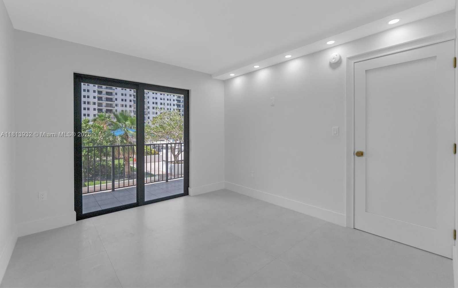 Small Image of 1201 SOUTH OCEAN DR #507S, Hollywood Number 23