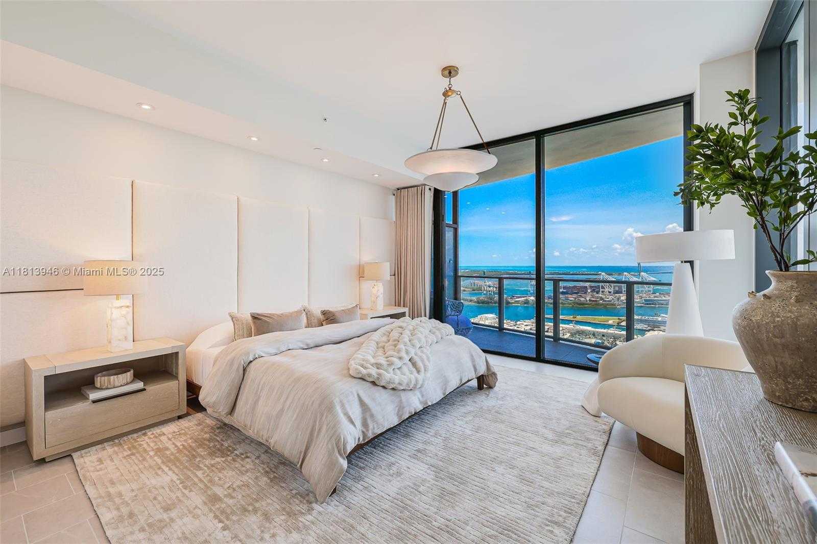 Small Image of 500 ALTON ROAD #3603, Miami Beach Number 24