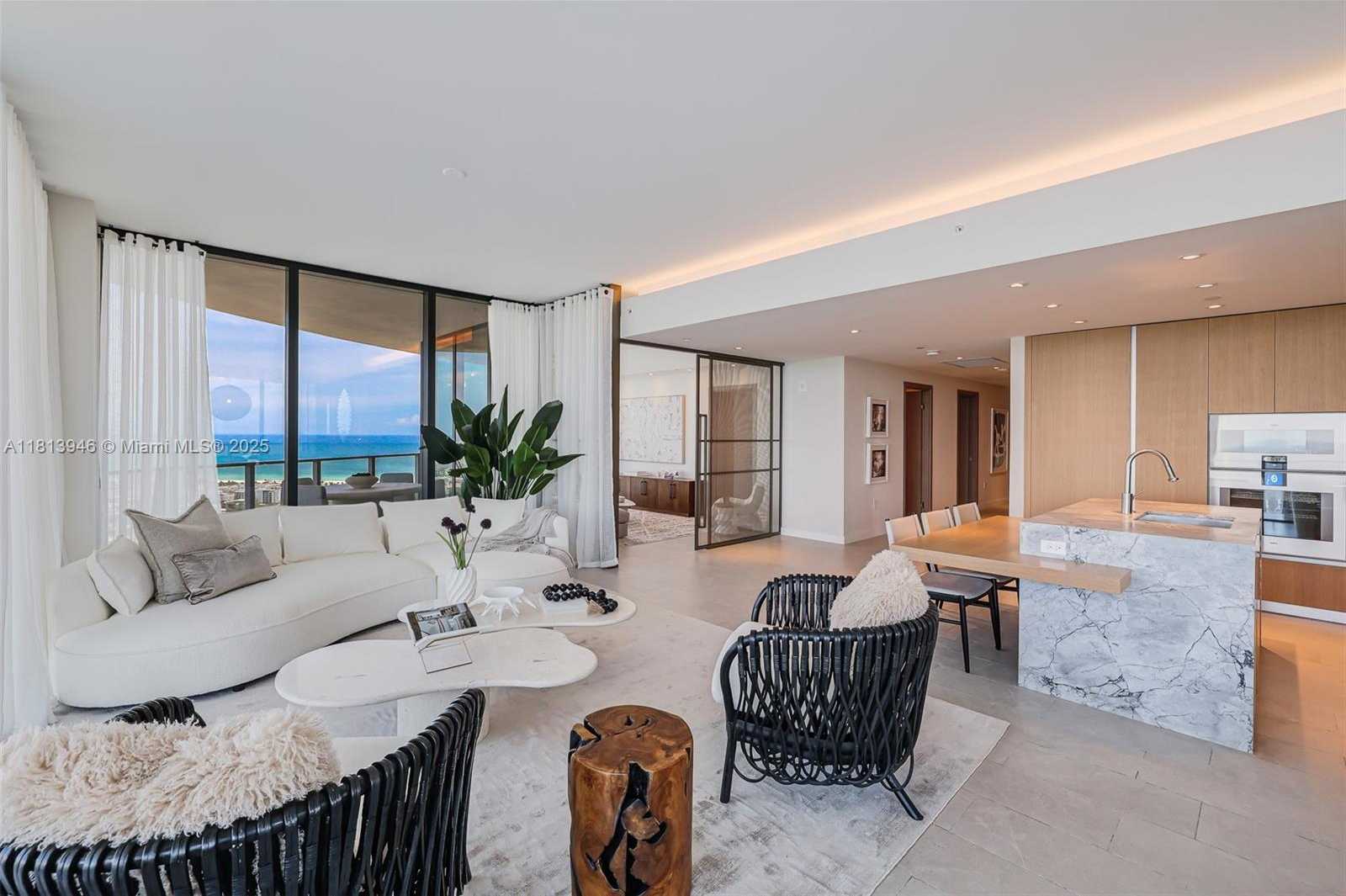 Small Image of 500 ALTON ROAD #3603, Miami Beach Number 4