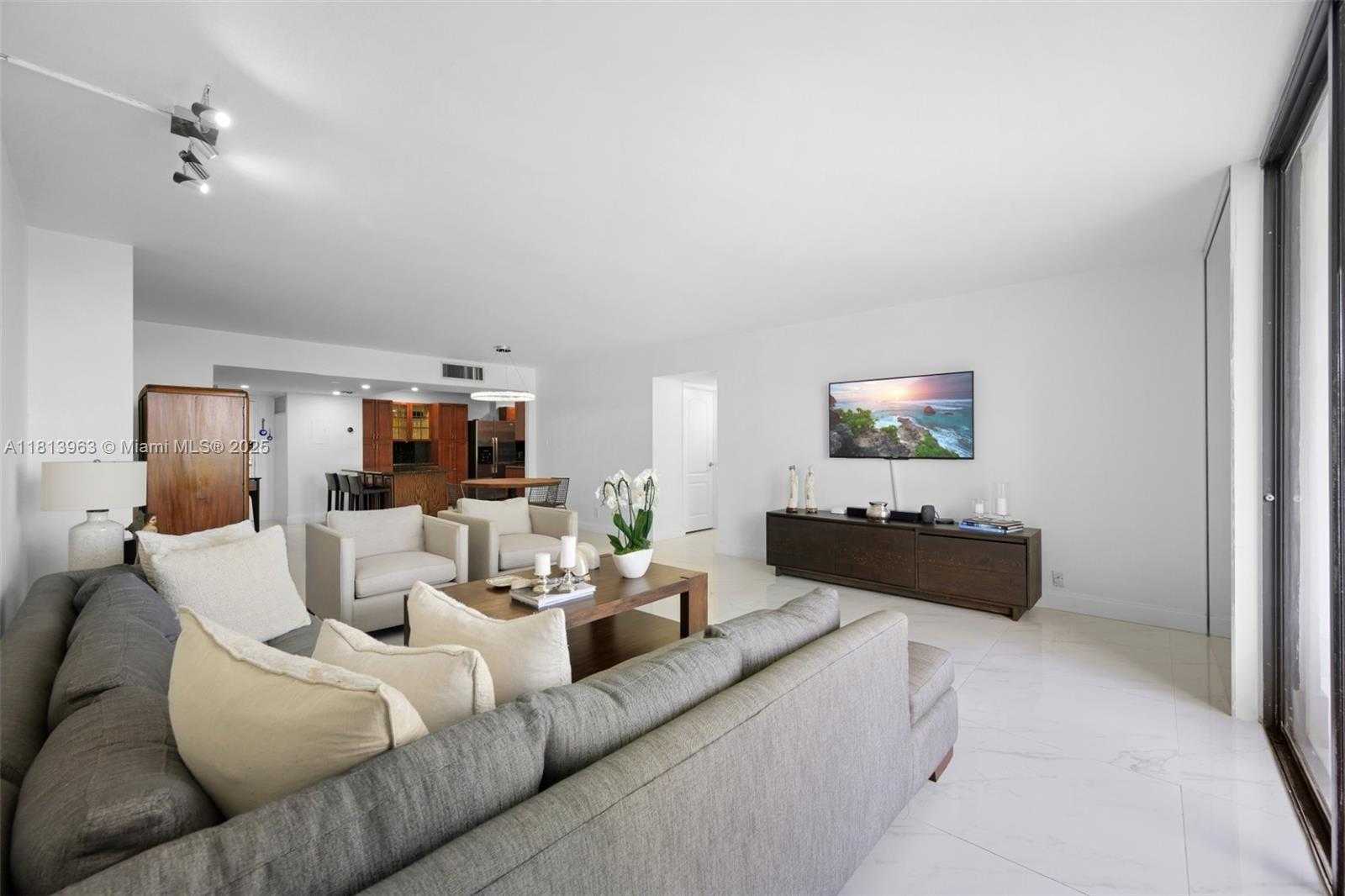 Small Image of 500 THREE ISLANDS BLVD #206, Hallandale Beach Number 10