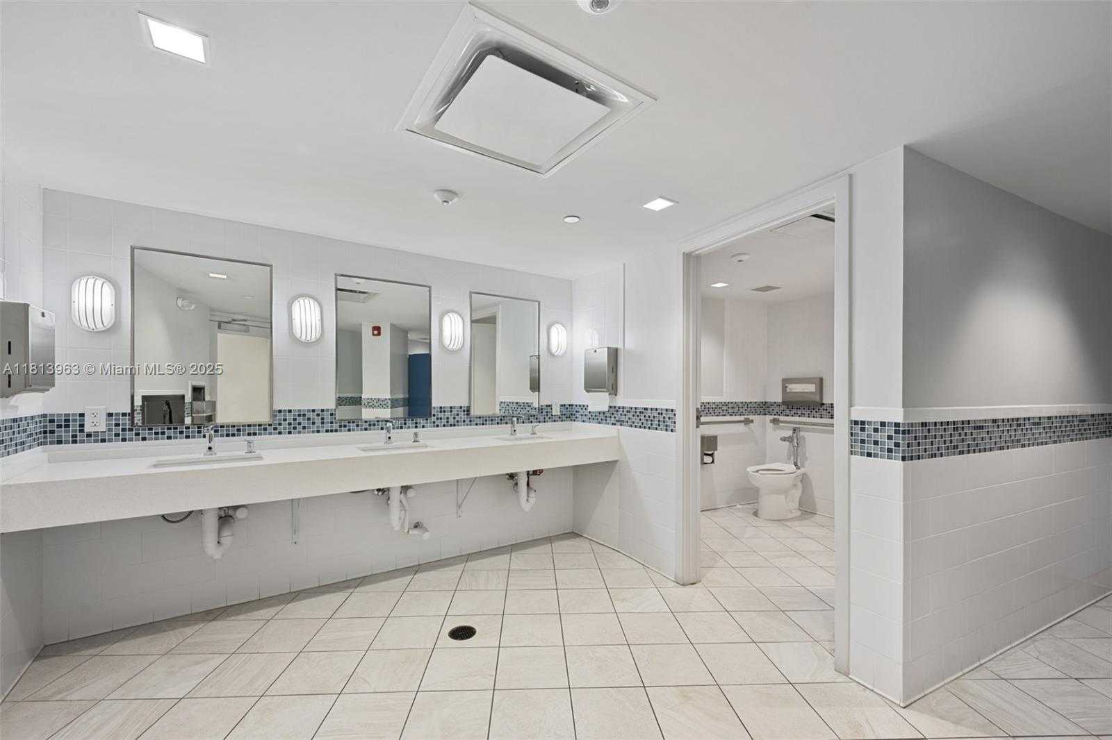 Small Image of 500 THREE ISLANDS BLVD #206, Hallandale Beach Number 26