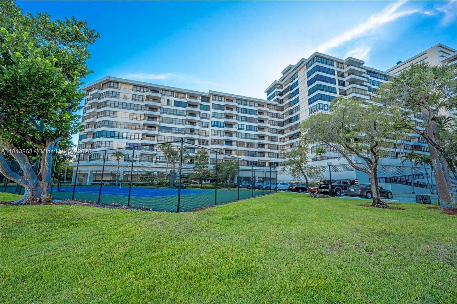 Small Image of 500 THREE ISLANDS BLVD #206, Hallandale Beach Number 31