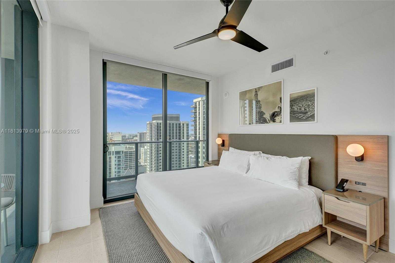 Small Image of 159 NORTH EAST 6TH ST #3405, Miami Number 13