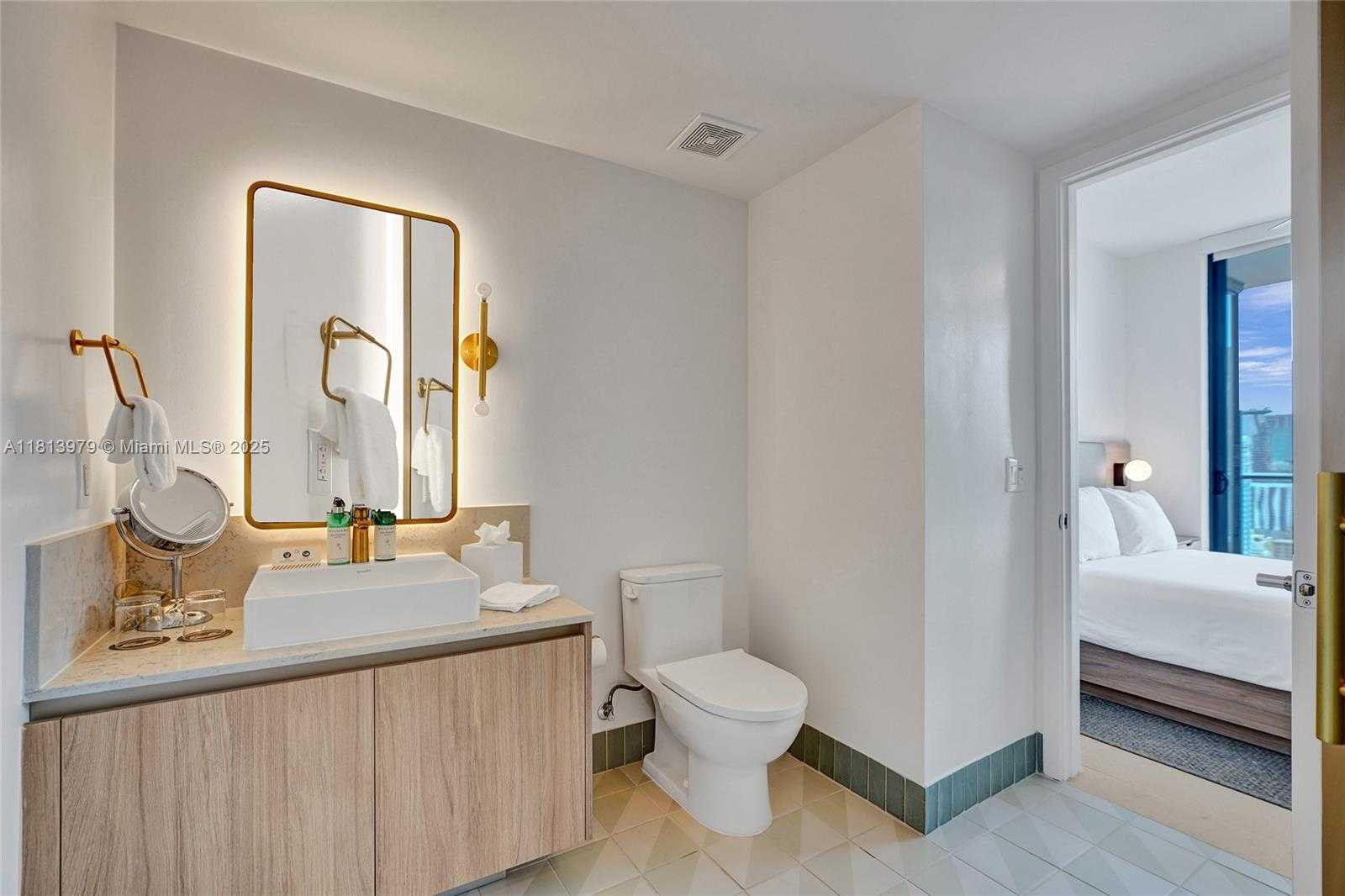 Small Image of 159 NORTH EAST 6TH ST #3405, Miami Number 27