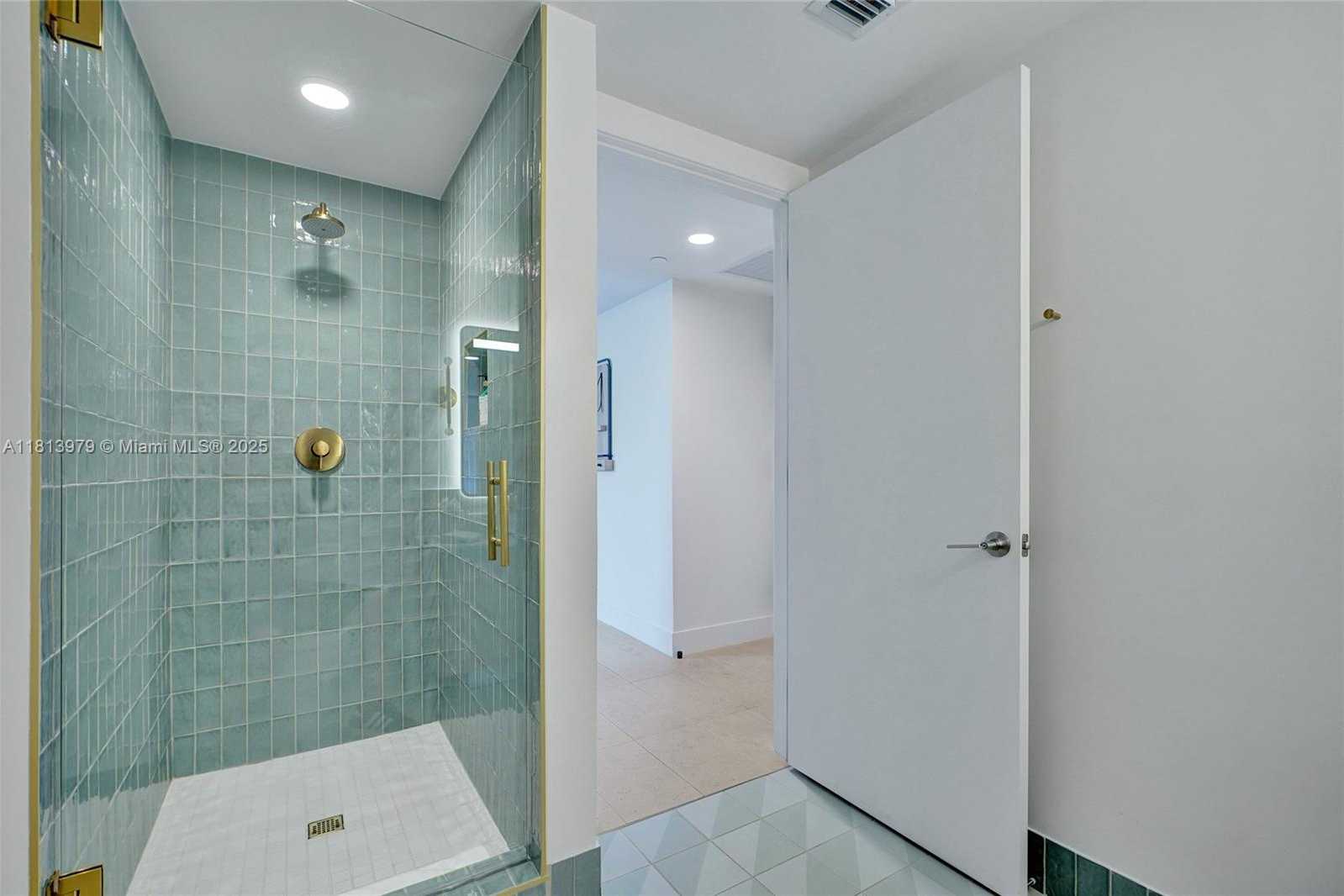 Small Image of 159 NORTH EAST 6TH ST #3405, Miami Number 29