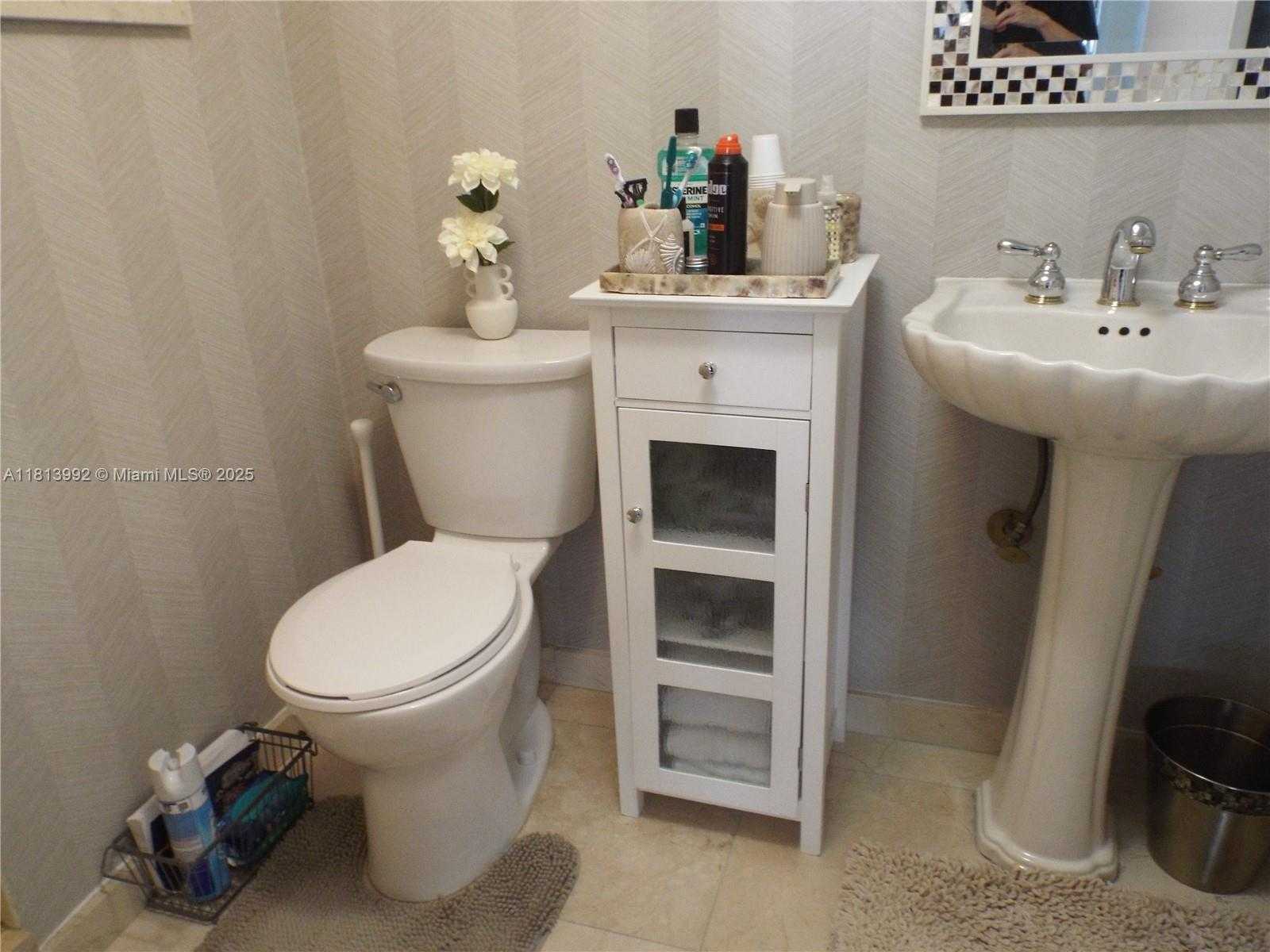 Small Image of 500 THREE ISLANDS BLVD #613, Hallandale Beach Number 29