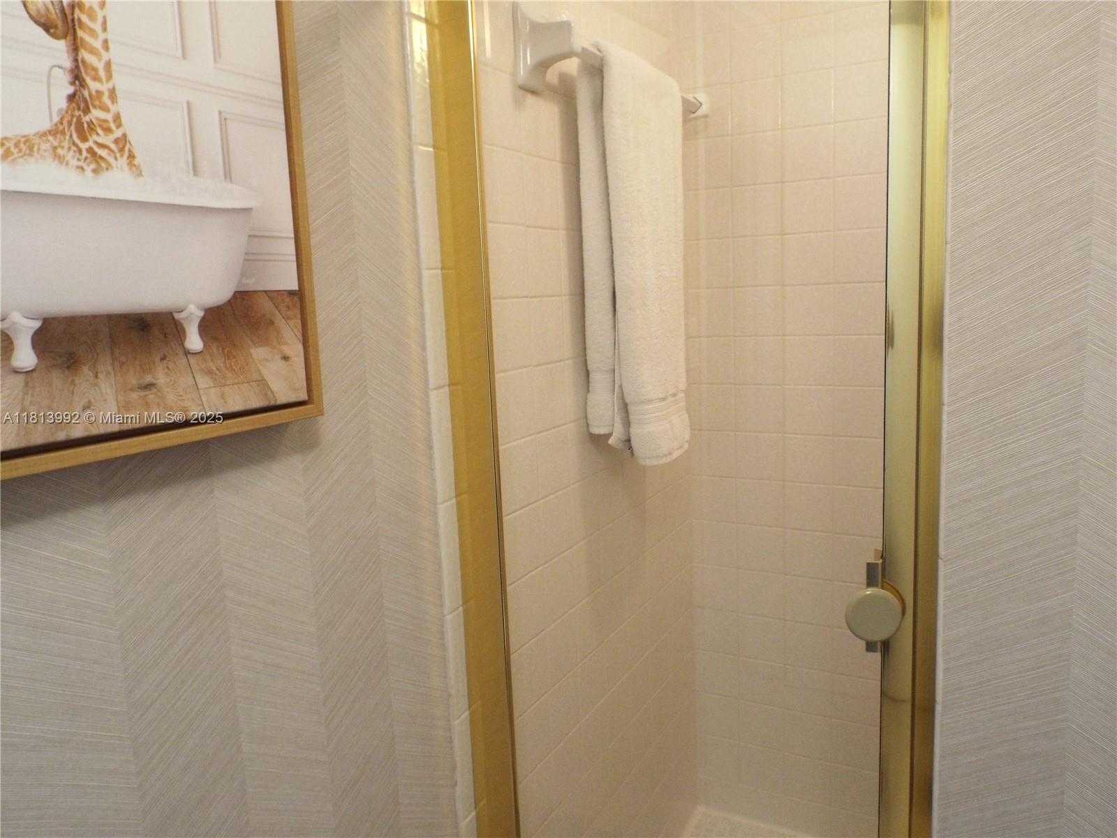 Small Image of 500 THREE ISLANDS BLVD #613, Hallandale Beach Number 31